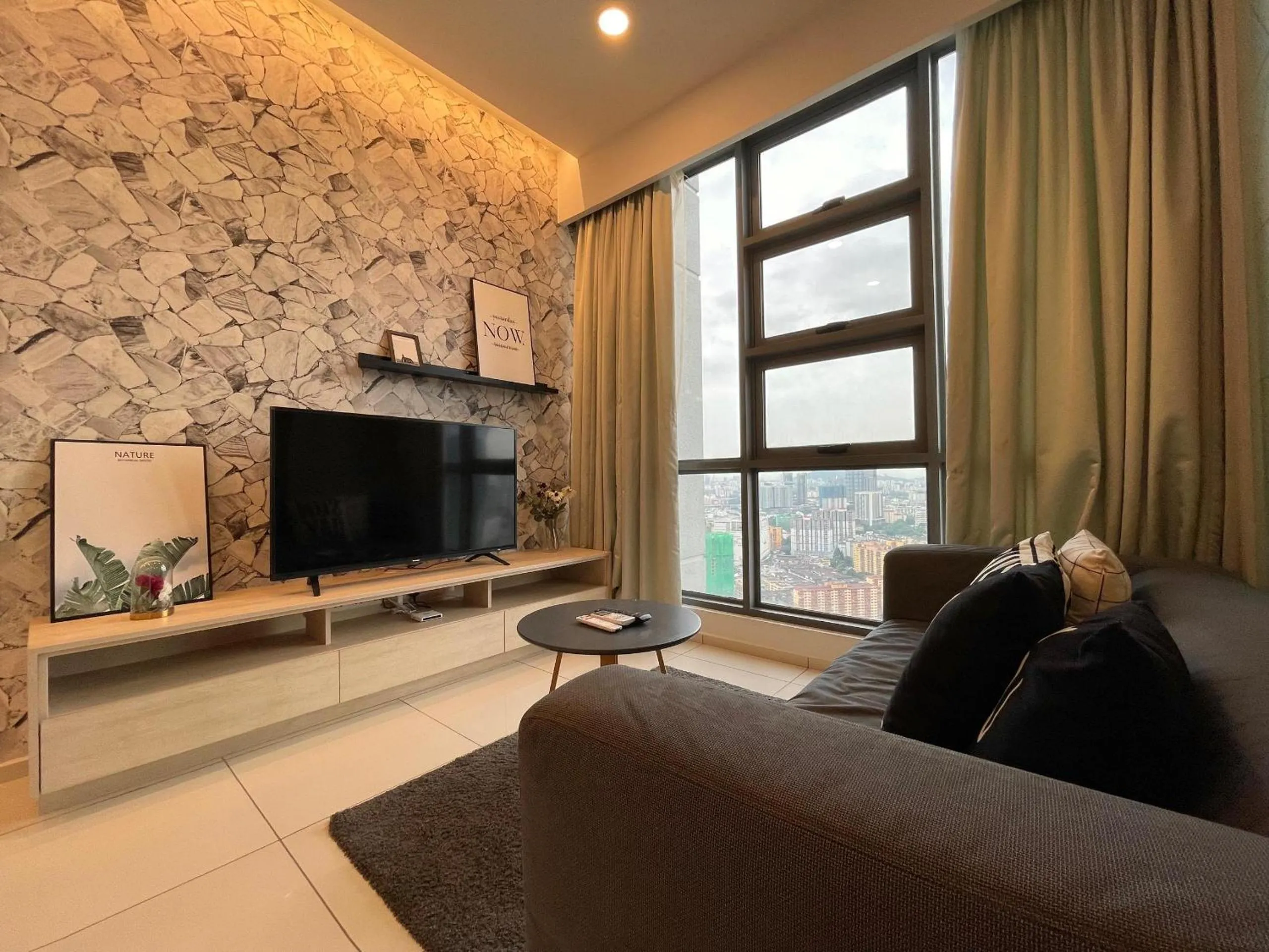 The Robertson-Bukit Bintang by PILLOWTALKS