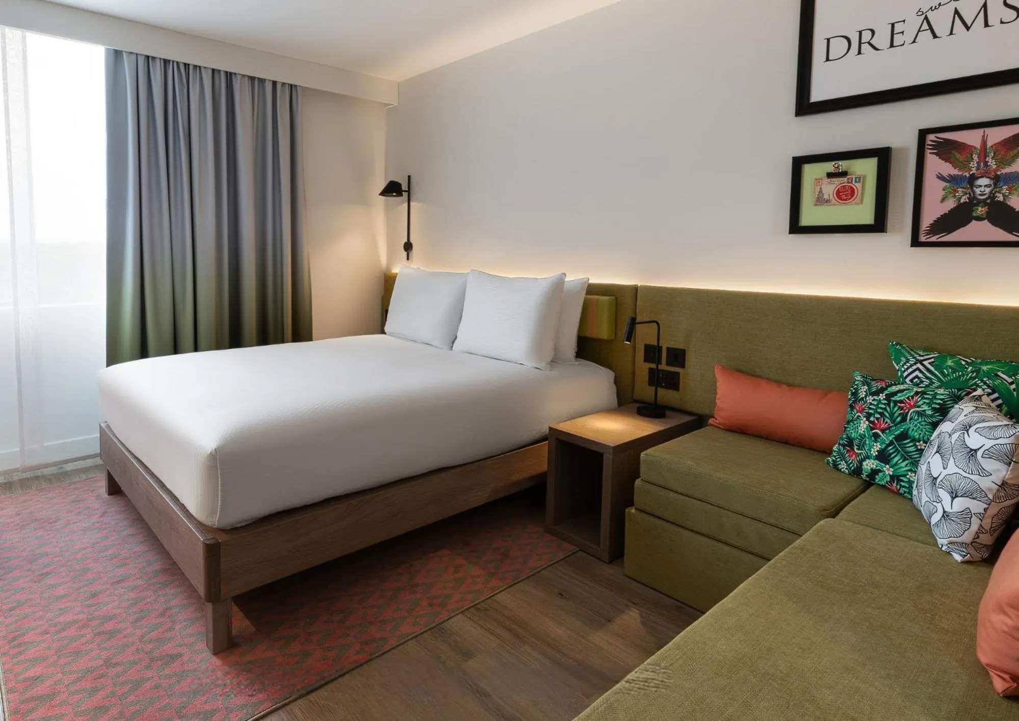 Bed in Hampton By Hilton Nuneaton