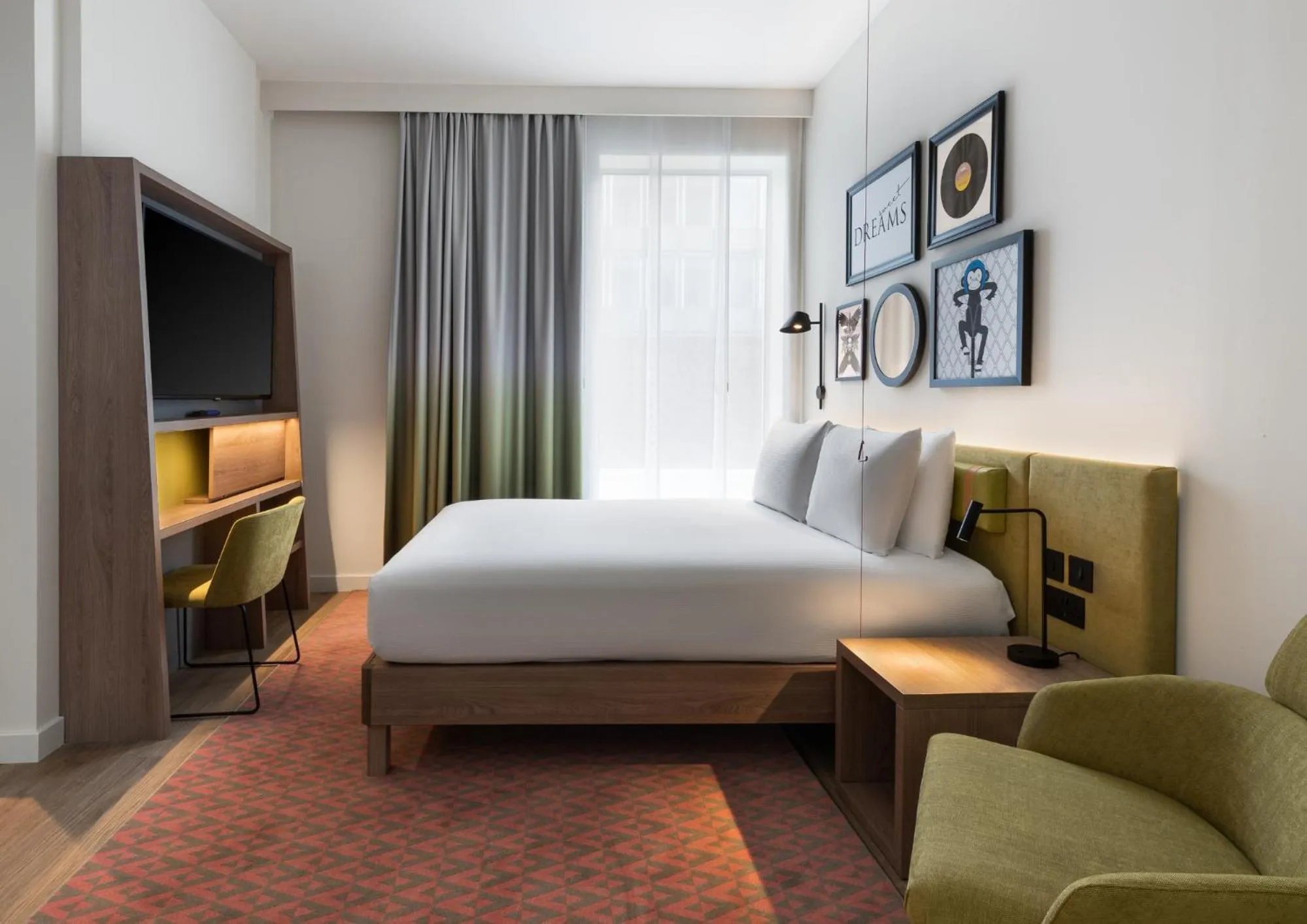 Bed in Hampton By Hilton Nuneaton