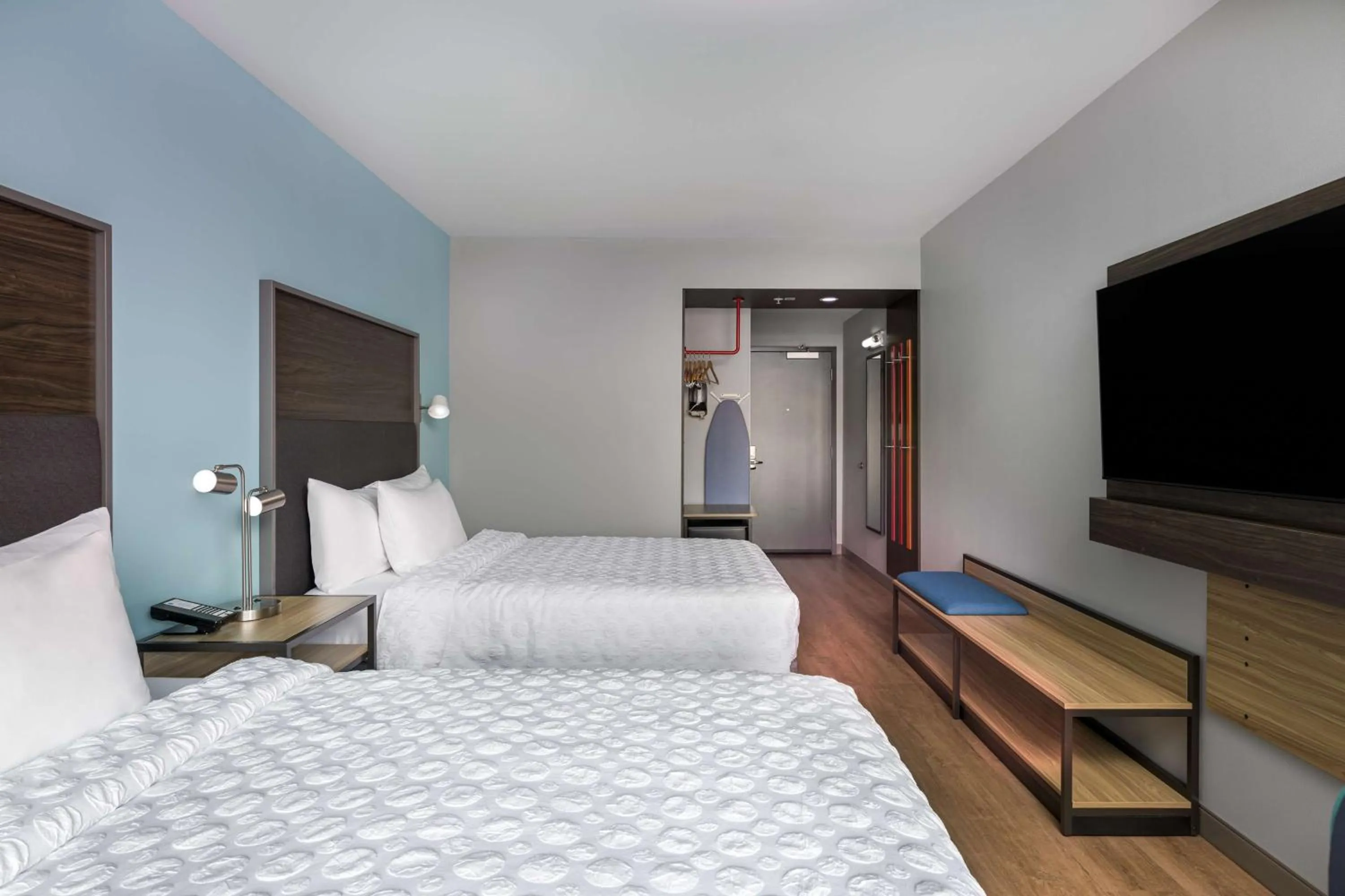 Bed in Tru by Hilton Norco Eastvale