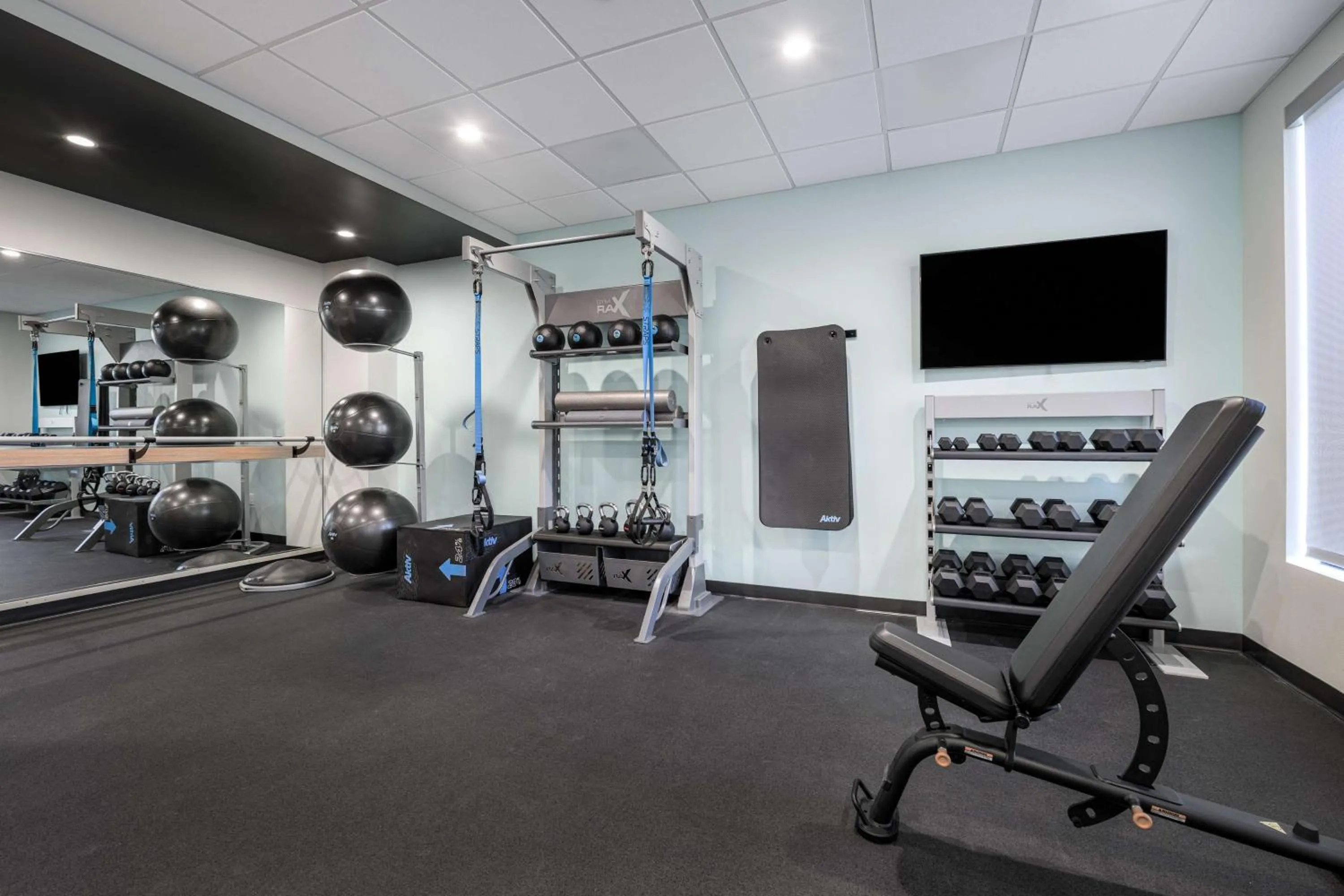 Fitness centre/facilities in Tru by Hilton Norco Eastvale