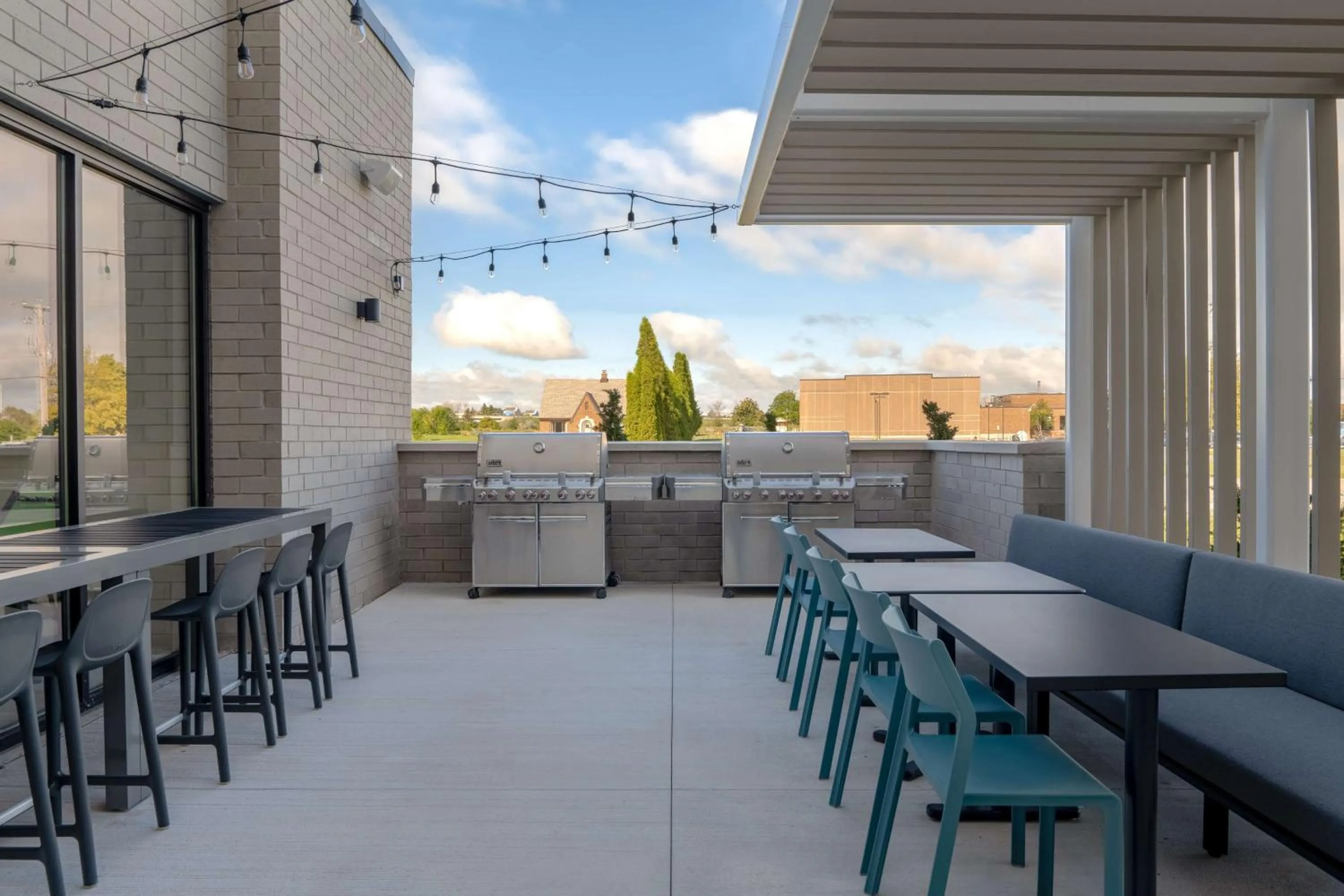 Patio in Home2 Suites By Hilton Sheboygan