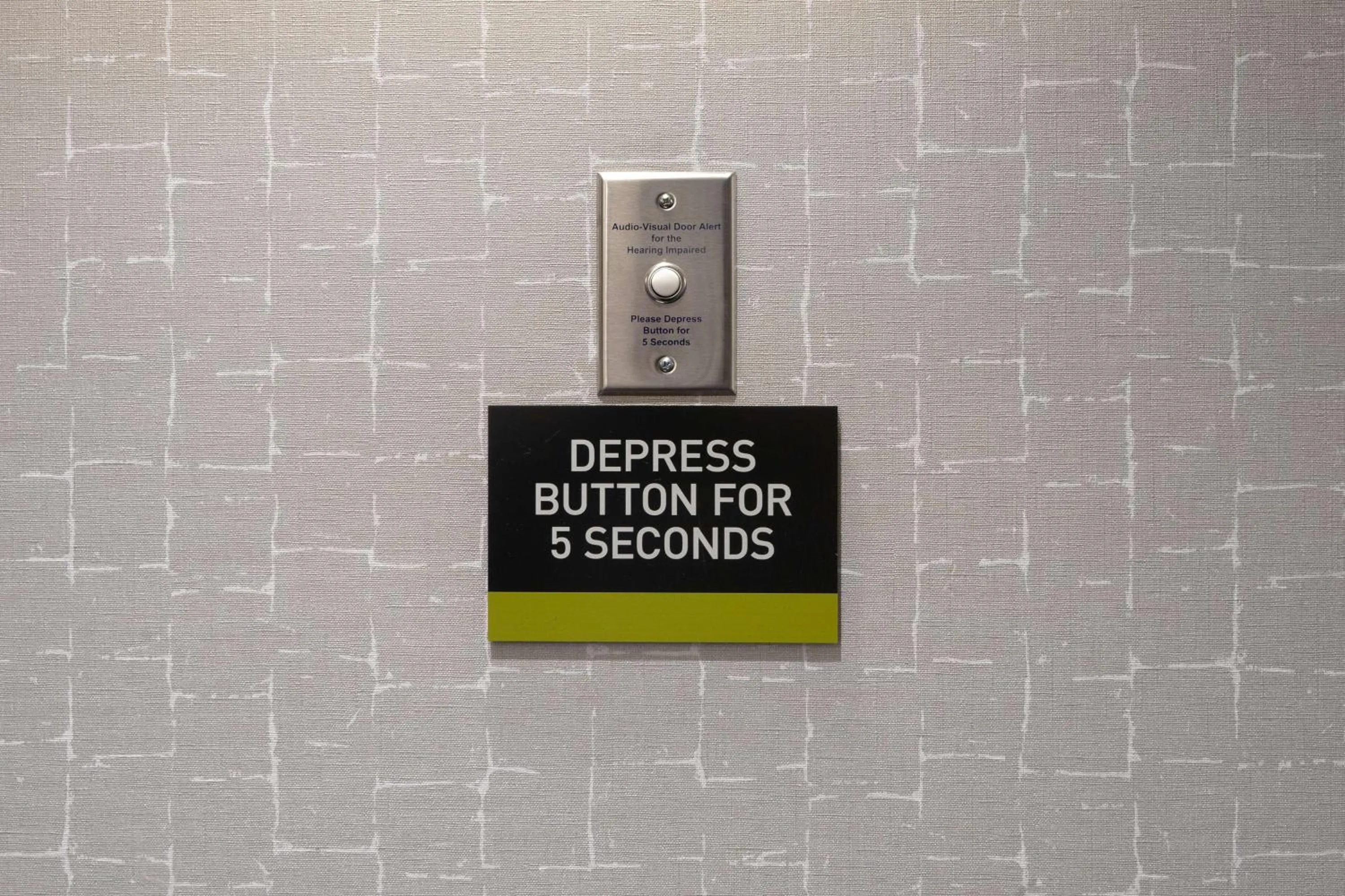 Bedroom in Home2 Suites By Hilton Sheboygan