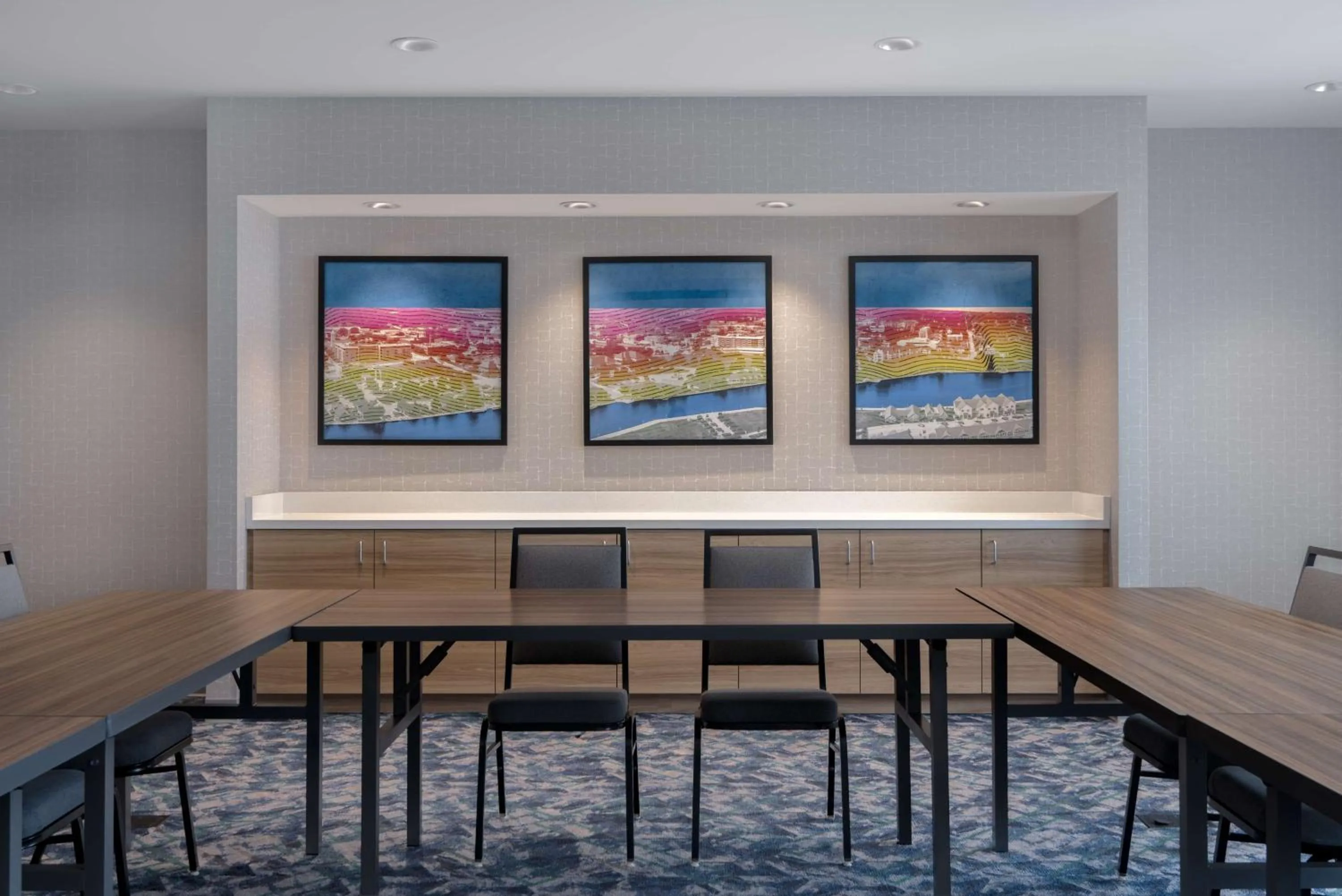 Meeting/conference room in Home2 Suites By Hilton Sheboygan