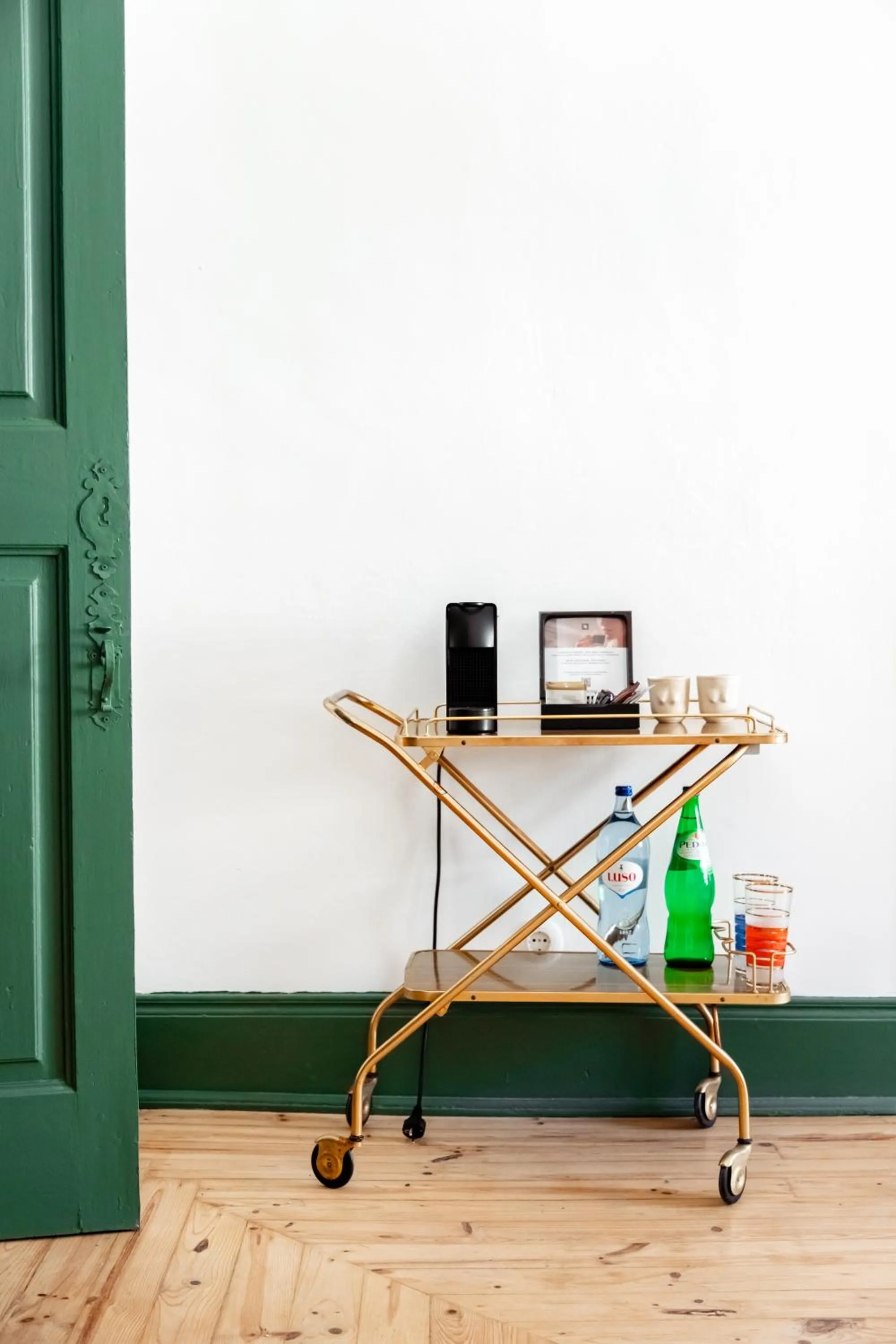 furniture in Amada Moura