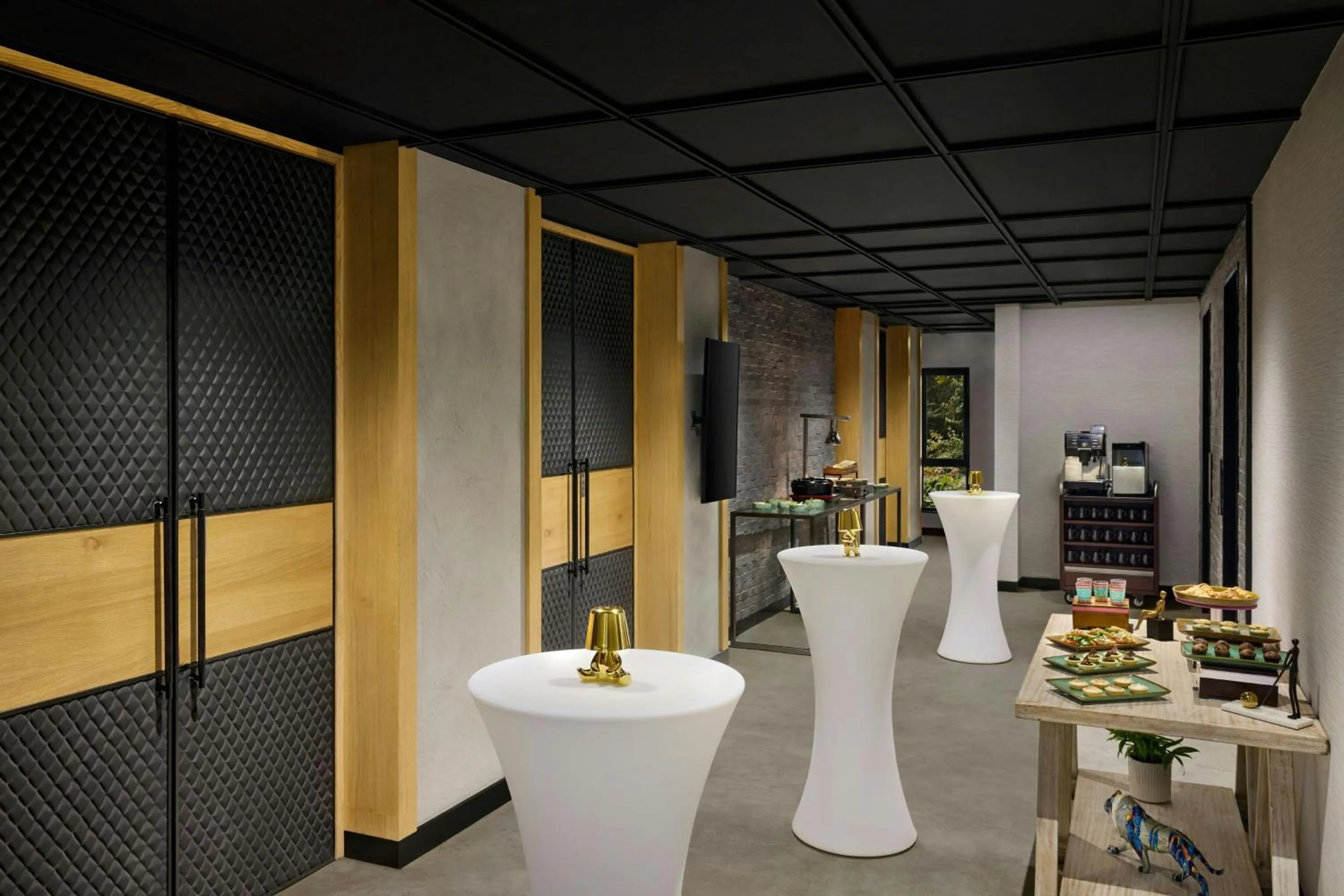 Meeting/conference room in Moxy Mumbai Andheri West