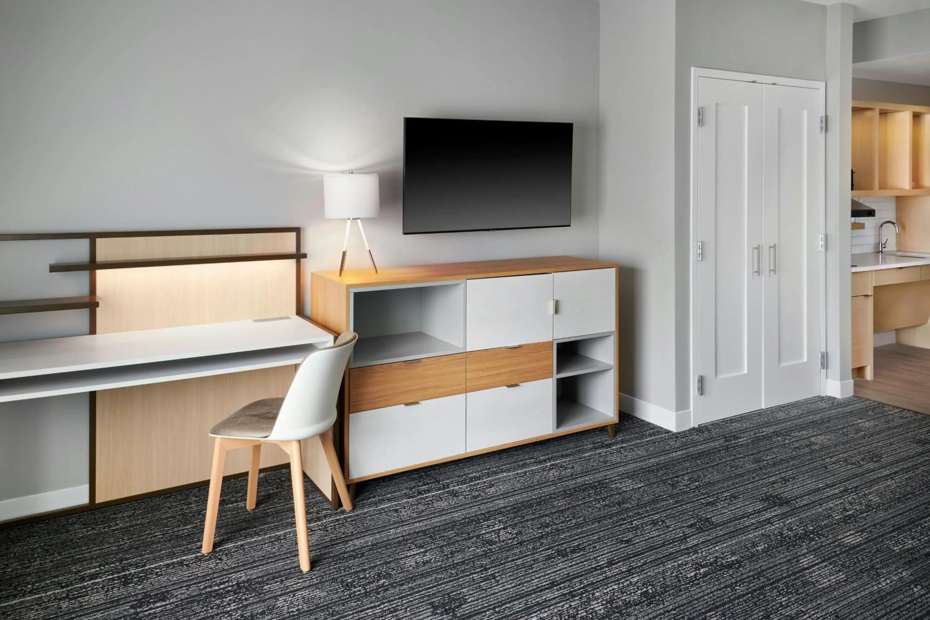 Photo of the whole room in TownePlace Suites by Marriott Calhoun