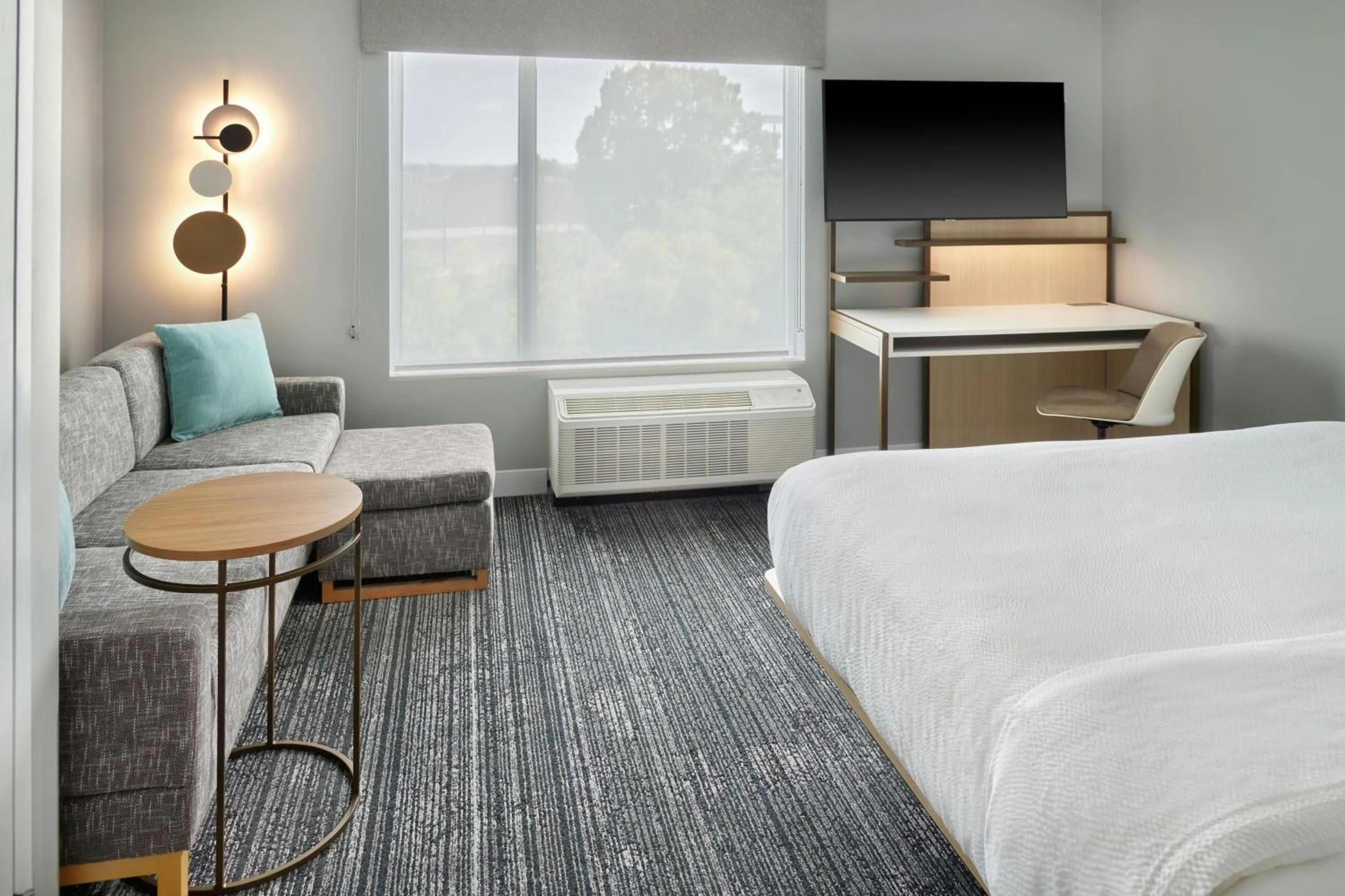 Photo of the whole room, Bed in TownePlace Suites by Marriott Calhoun