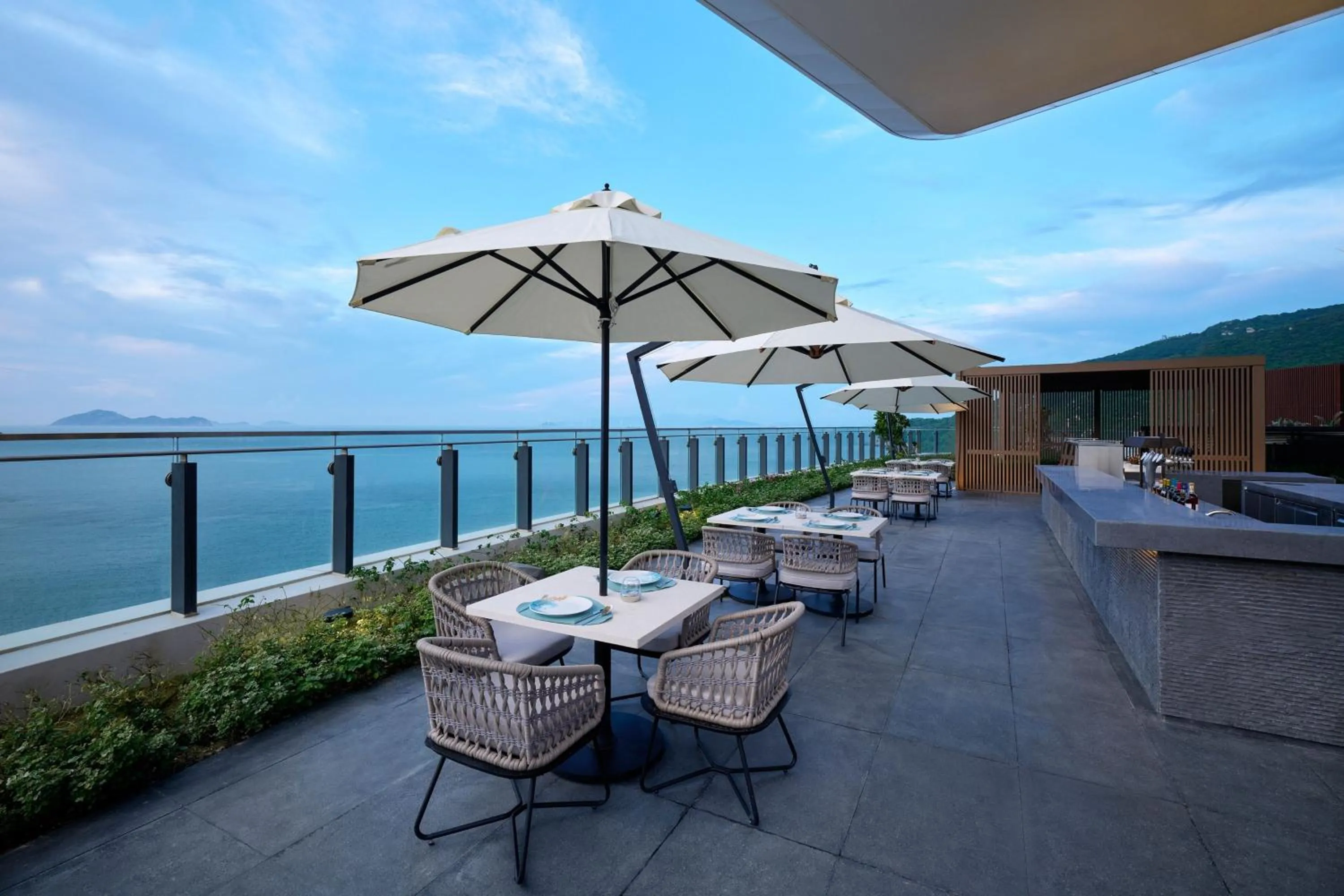 Kitchen or kitchenette in Zhuhai Dong'ao Island Marriott Resort and Spa