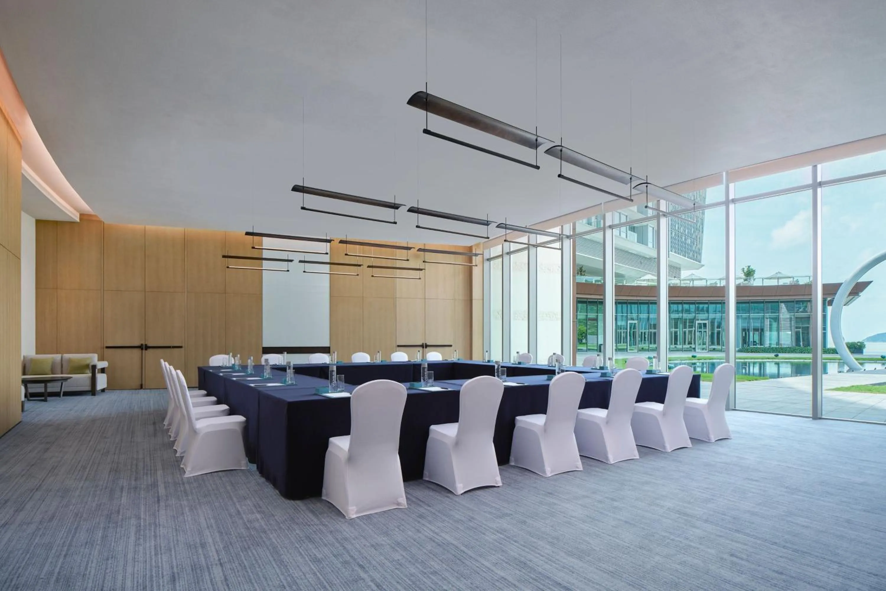 Meeting/conference room in Zhuhai Dong'ao Island Marriott Resort and Spa
