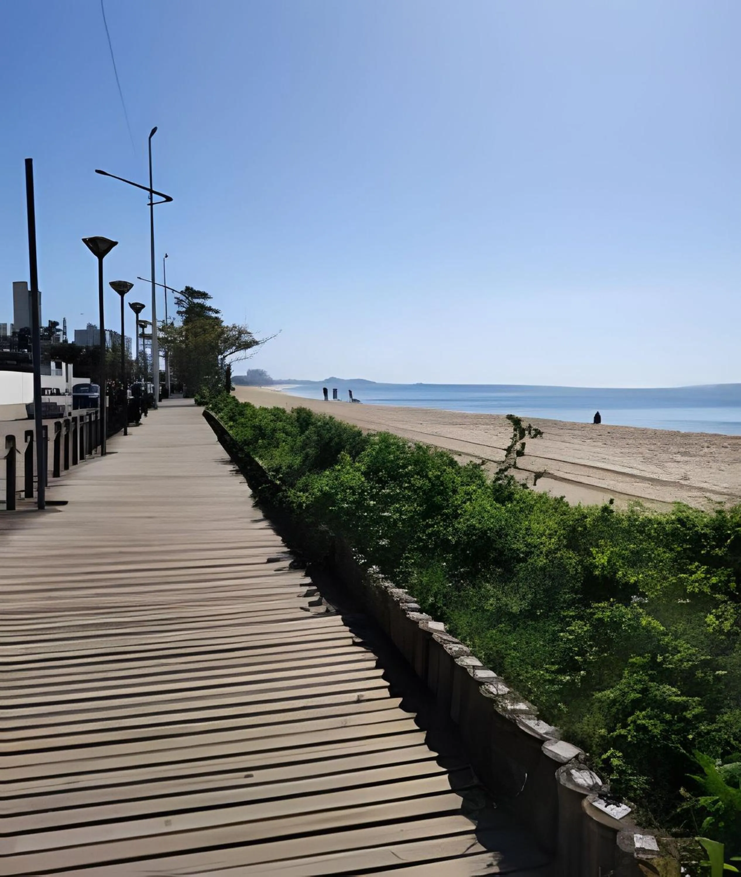 Beach in 4°andar, 15km B. Carrero,200m mar