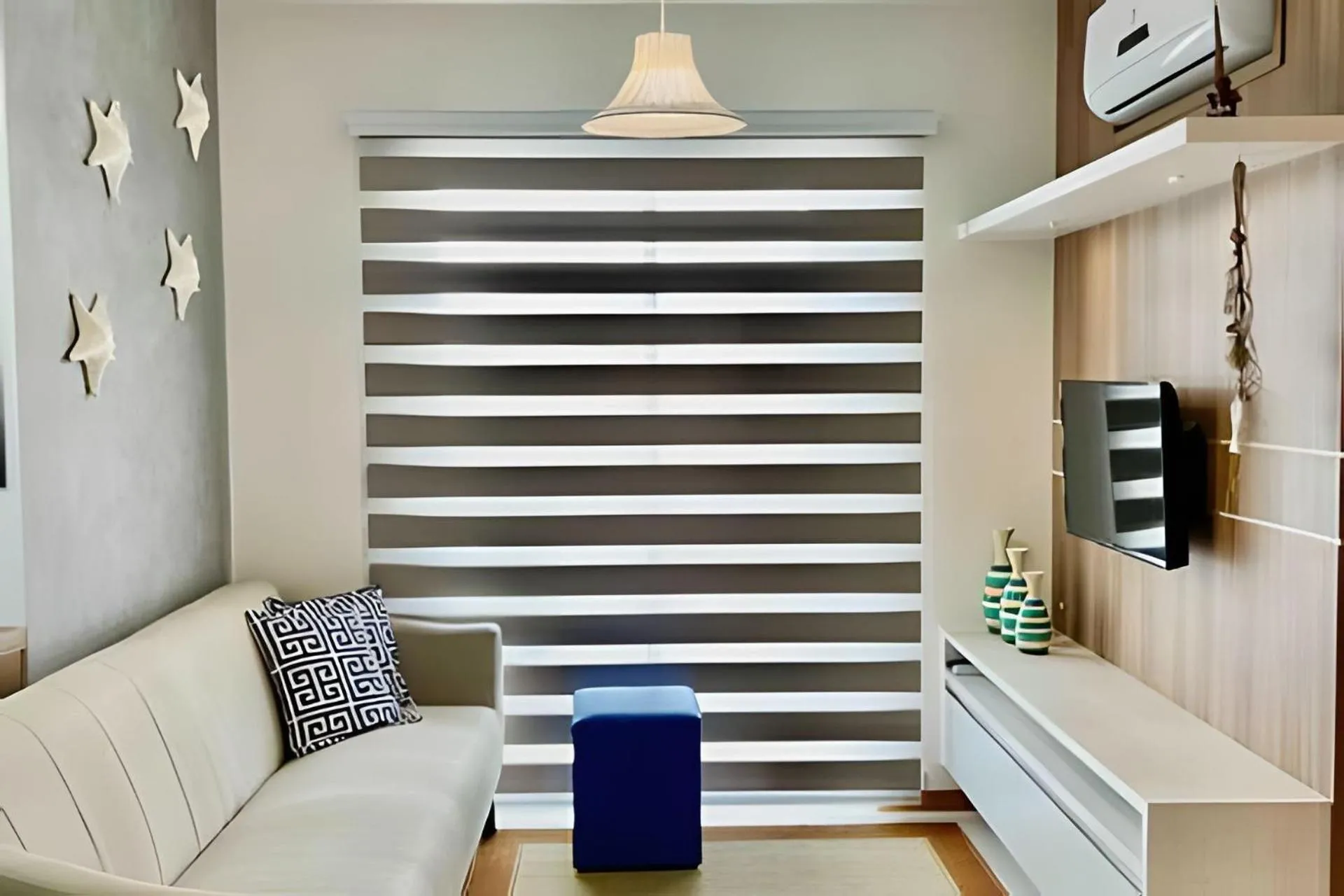 Living room in 4°andar, 15km B. Carrero,200m mar