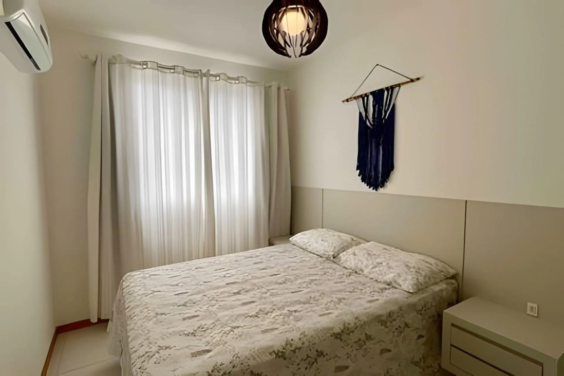 Bedroom, Bed in 4°andar, 15km B. Carrero,200m mar