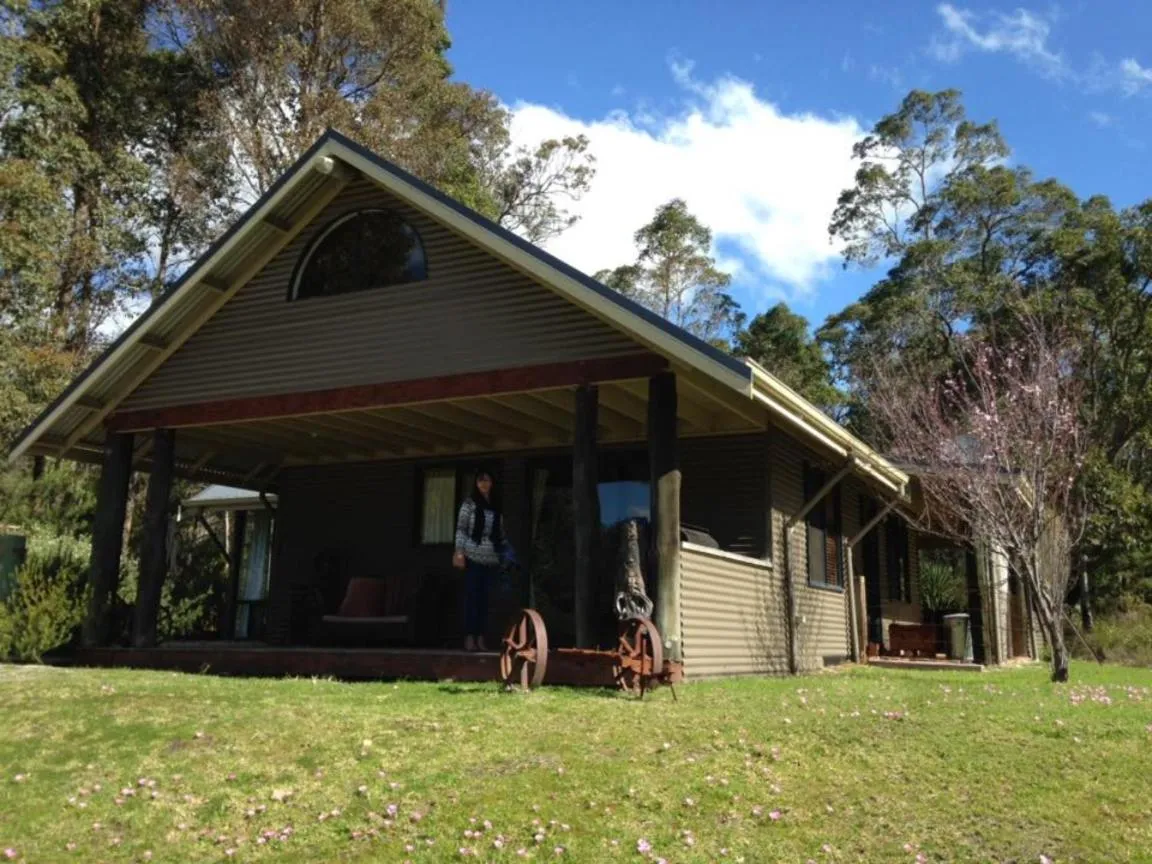 Property building in Scotsdale Valley Studios