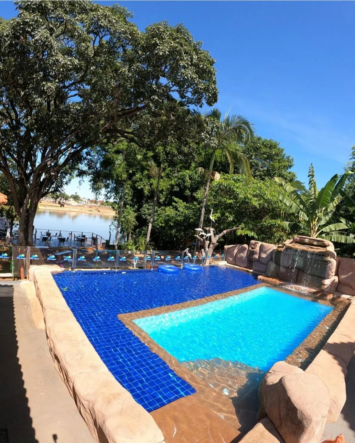 Swimming pool in Pousada Sol do Araguaia