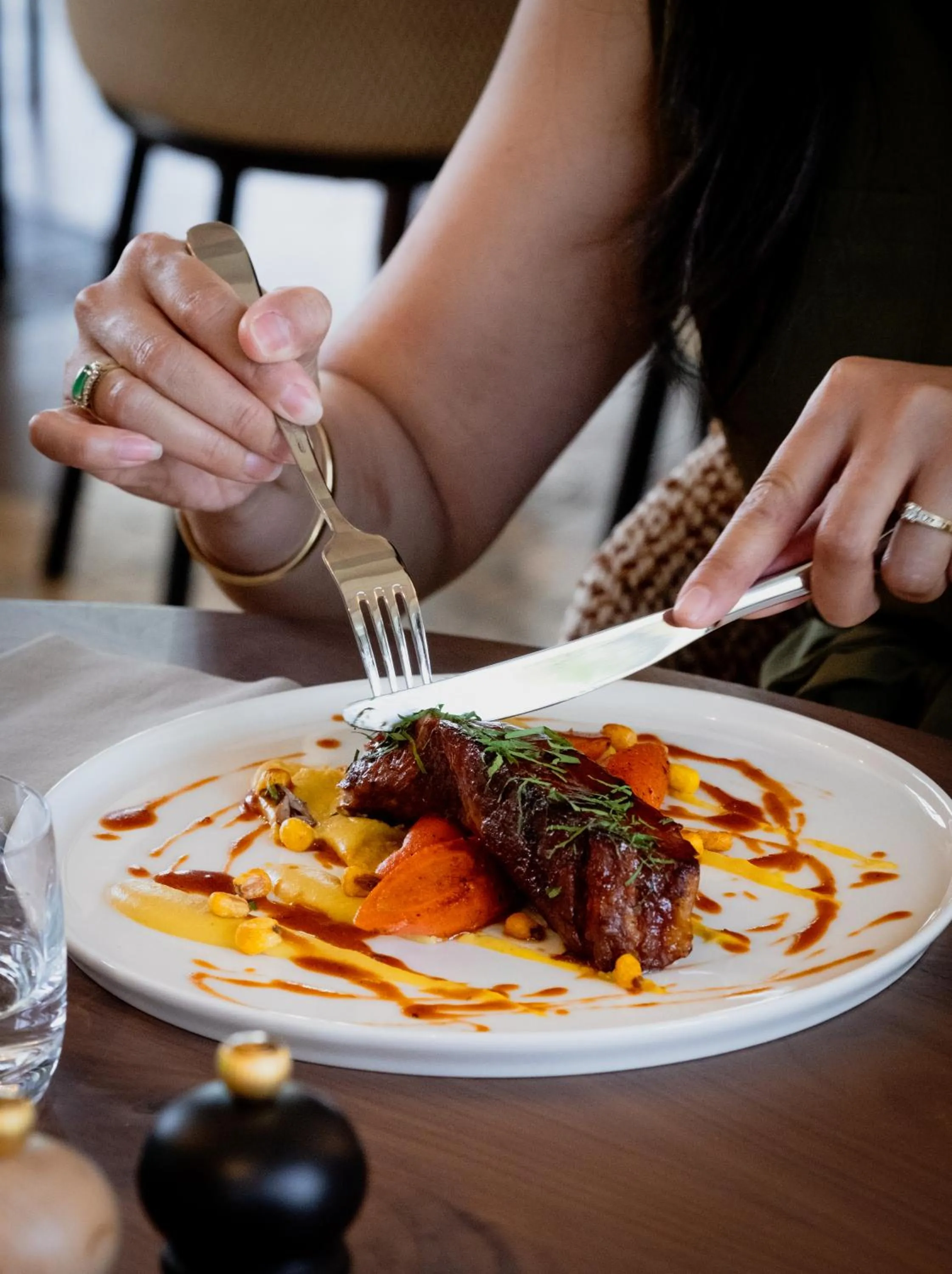Restaurant/places to eat in L'Horloge - Appart'Hotel proche de Disneyland