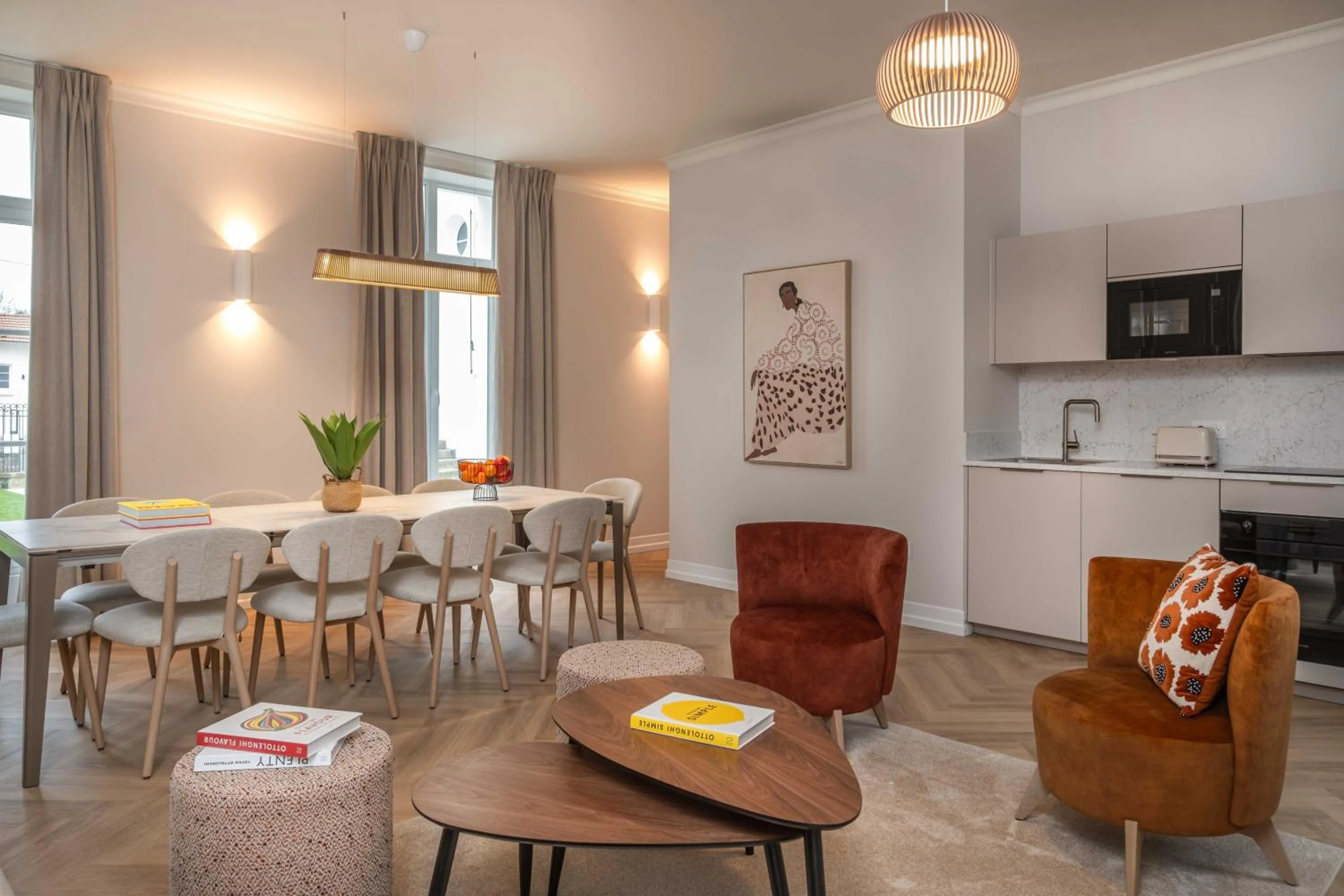 Kitchen or kitchenette in L'Horloge - Appart'Hotel proche de Disneyland