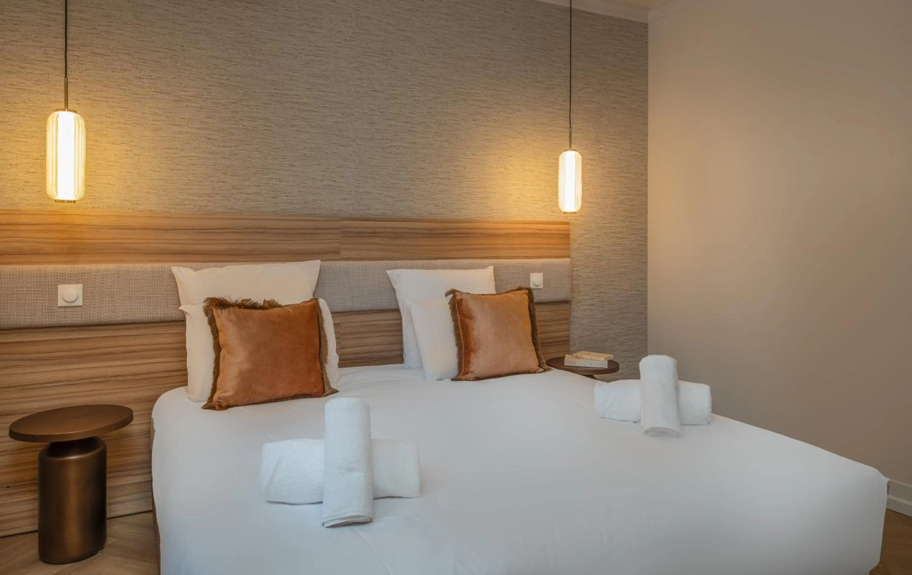 Bedroom, Bed in L'Horloge - Appart'Hotel proche de Disneyland