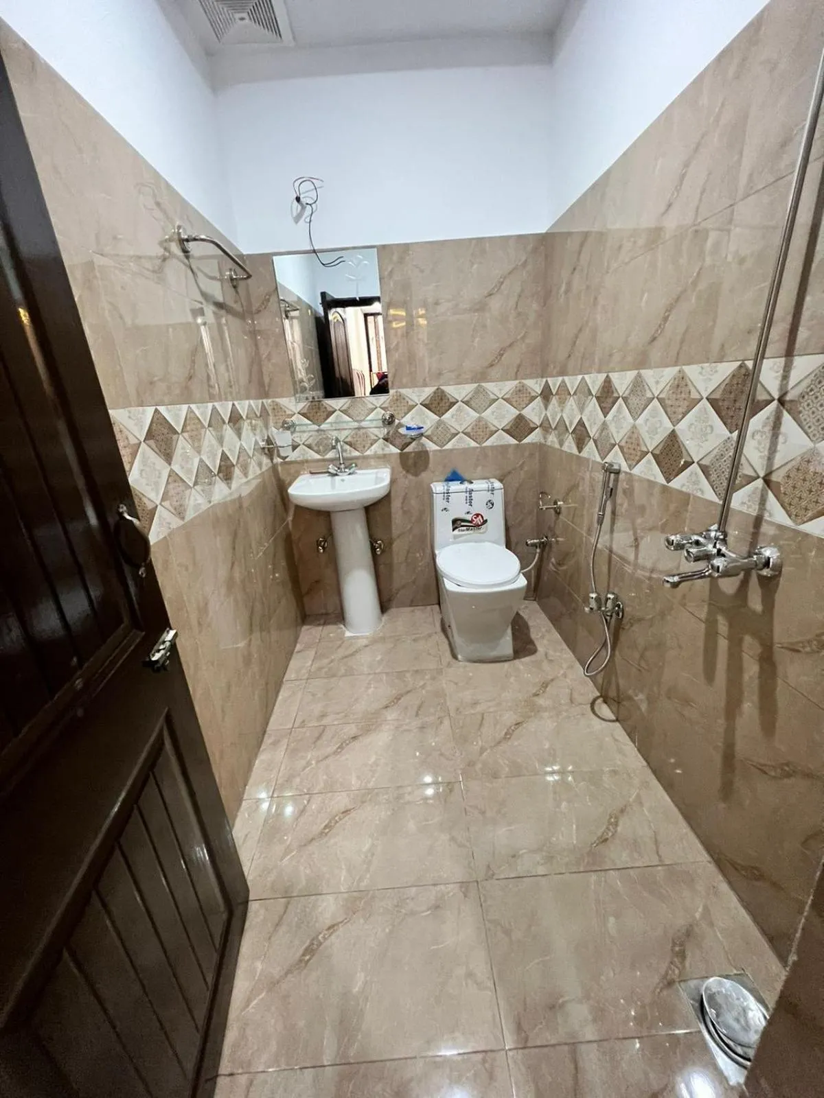 Millat Guest House G9