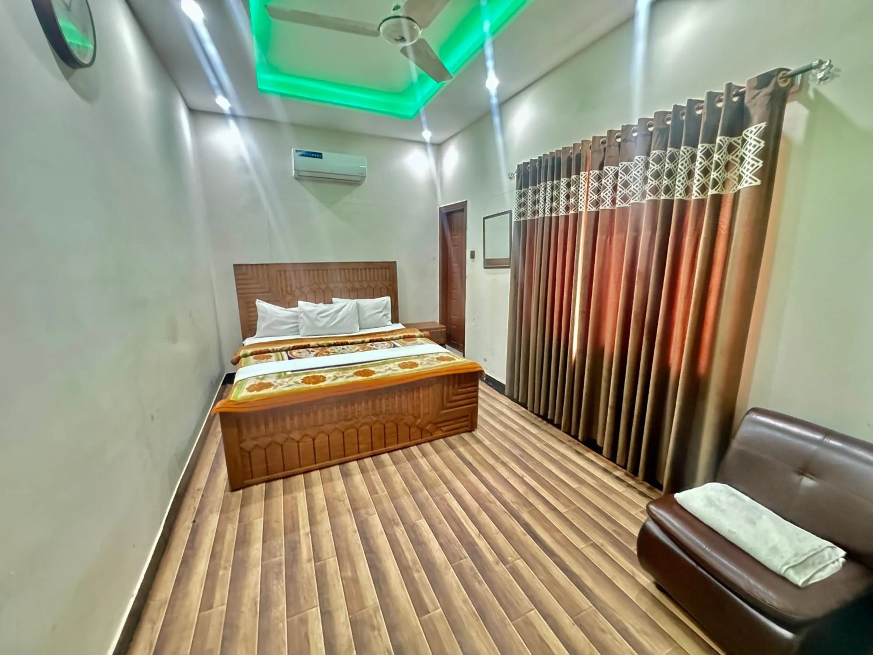 Bed in Millat Guest House G9