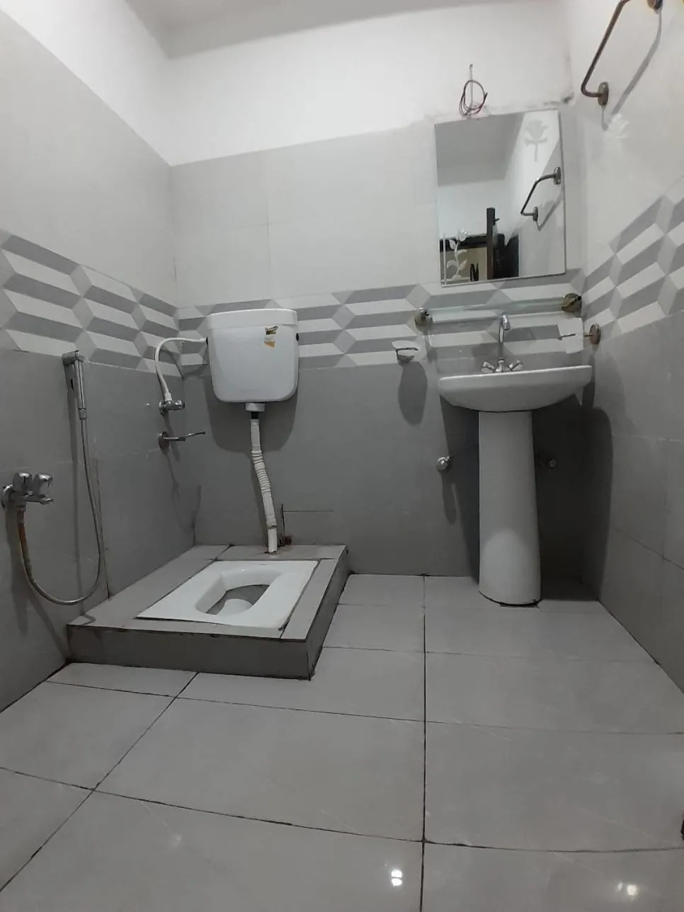 Millat Guest House G9