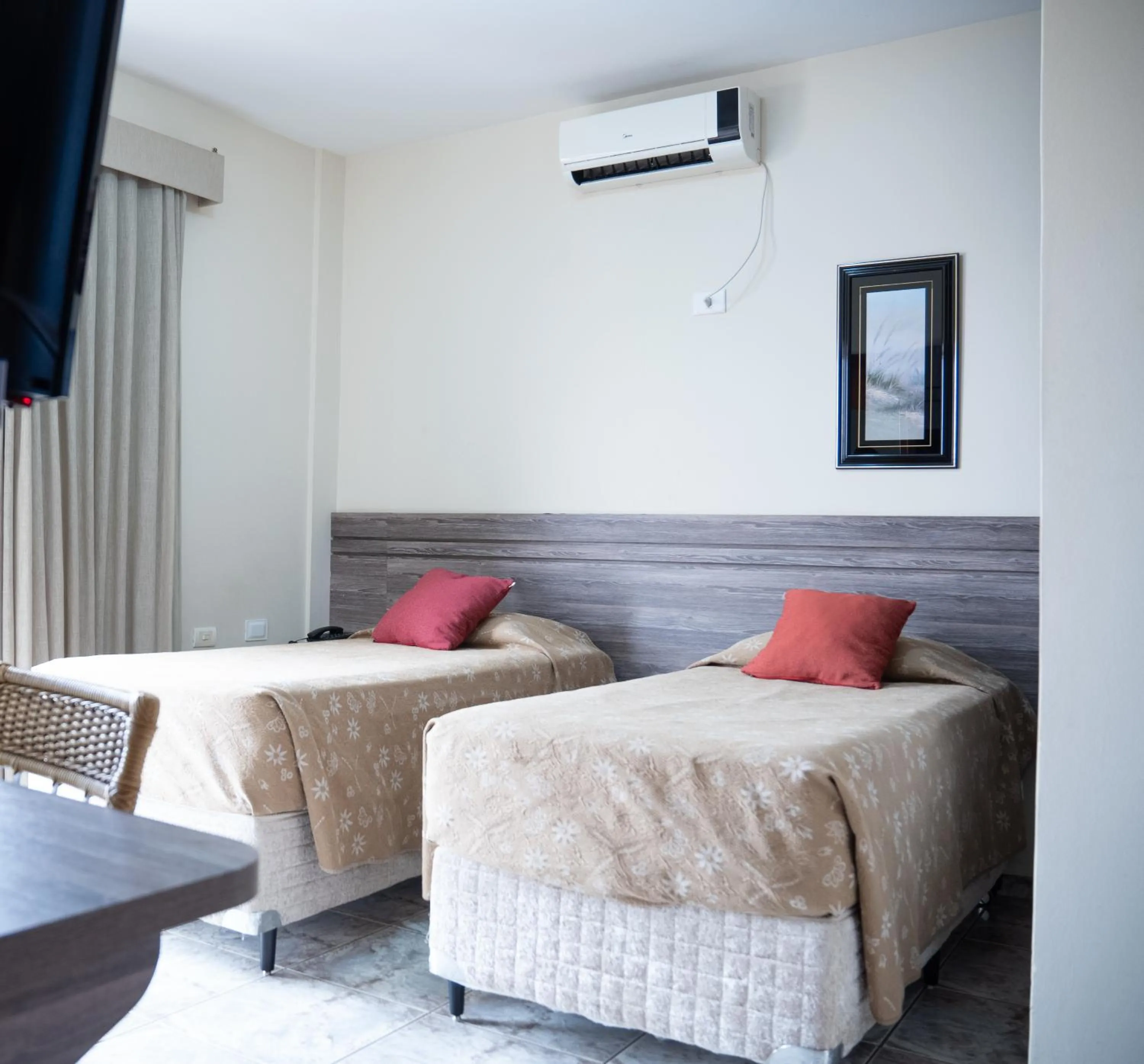 Bed in Hotel Internacional