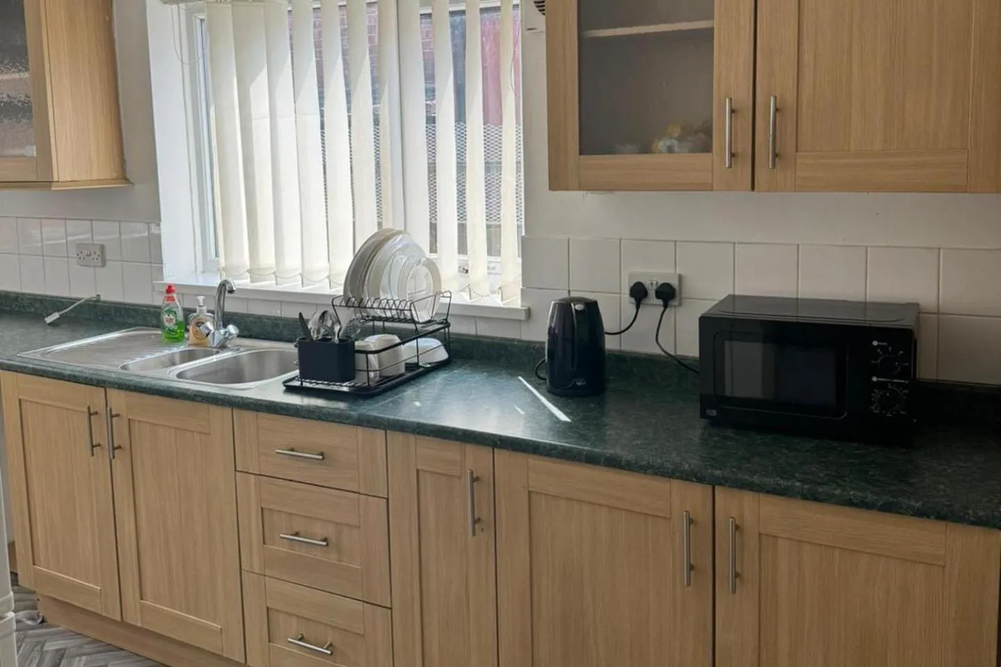 Hartlepool - 2 bedroom - near seaside - Sleeps 5
