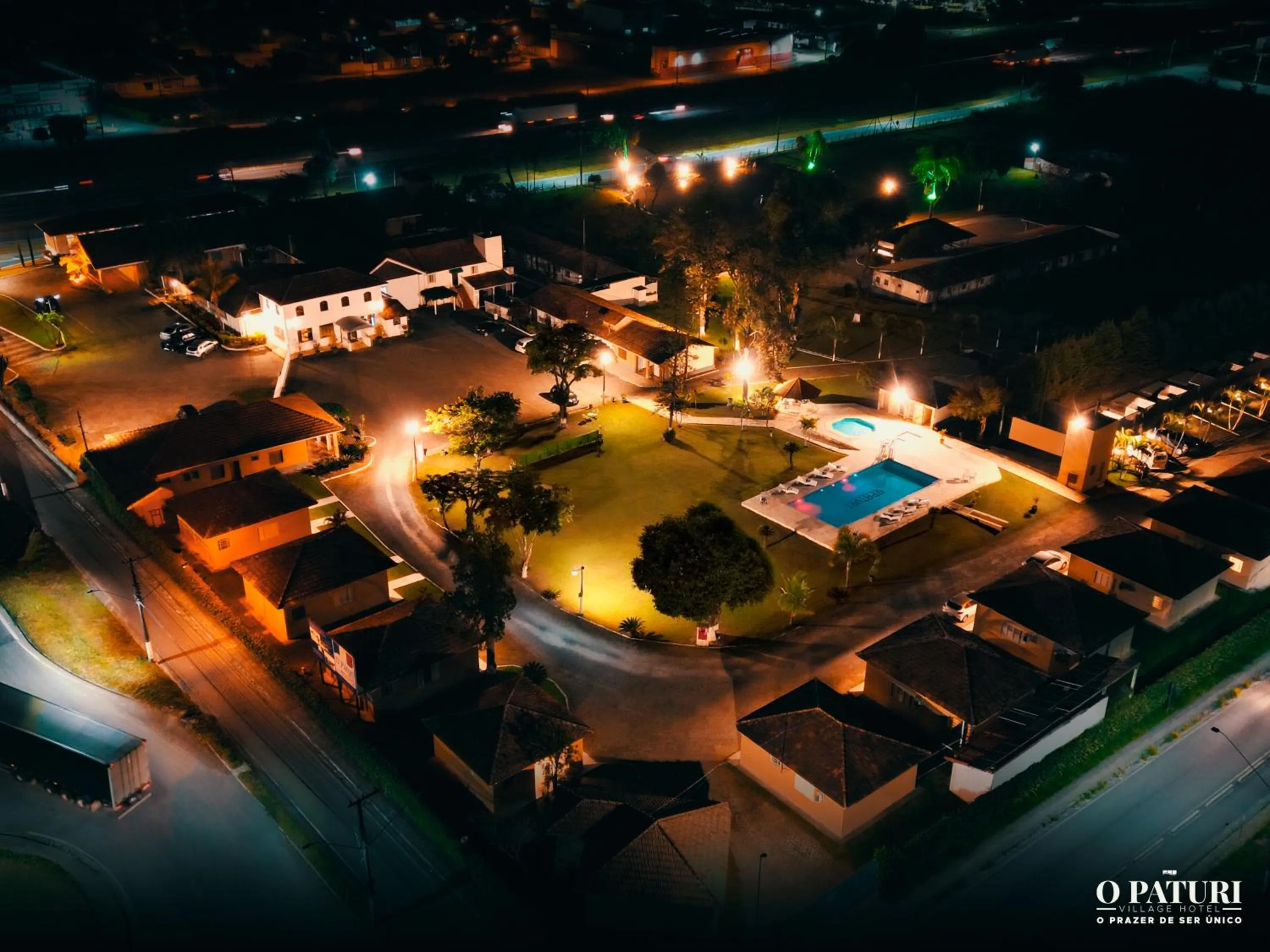 Property building in O Paturi - Village Hotel Proximo Aparecida