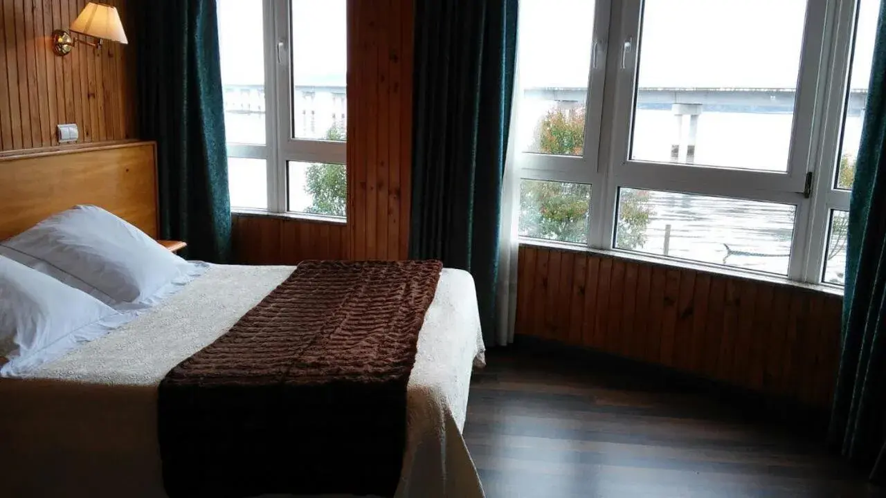 Bedroom, Bed in Hotel Park Bedroom, Bed in Hotel Park