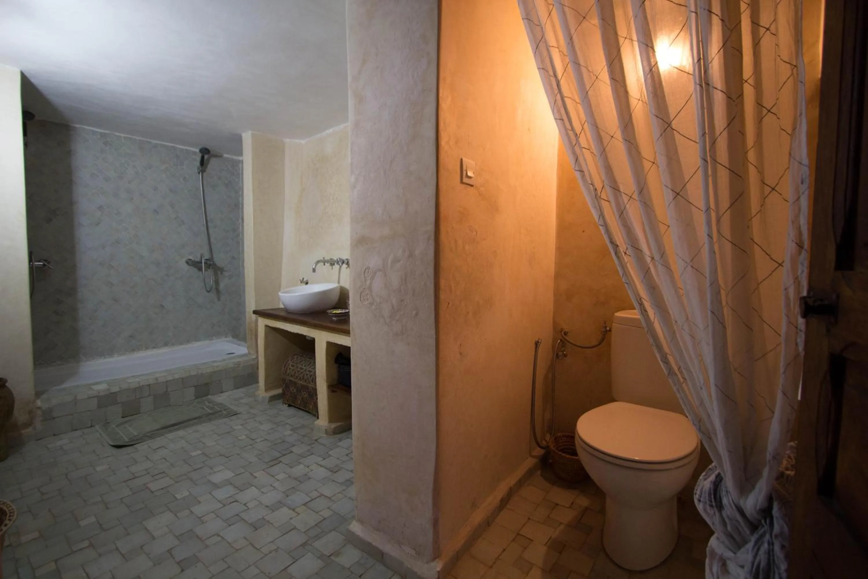 Bathroom, Bed in Dar Nejma