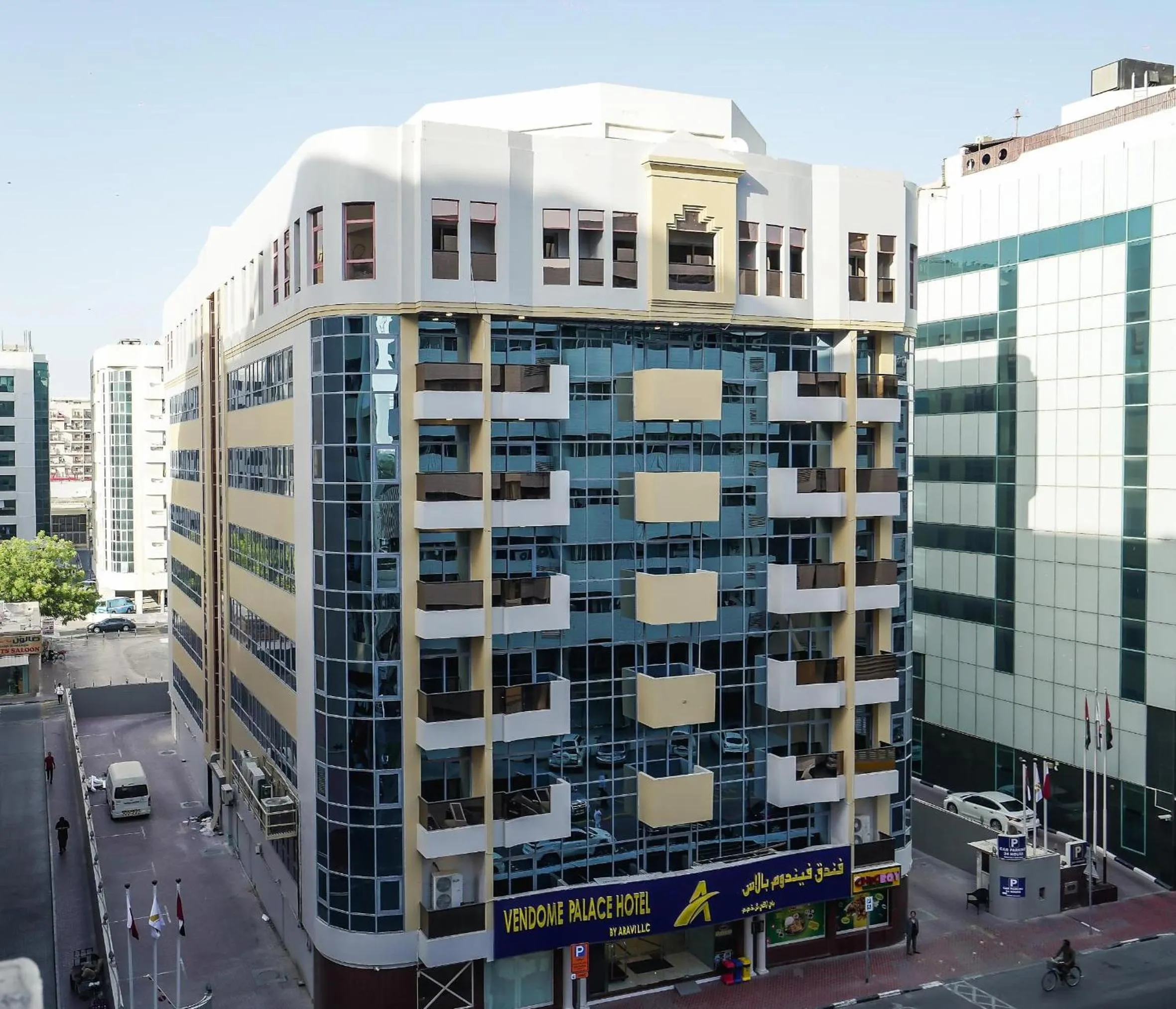 Property building in Vendome Plaza Hotel