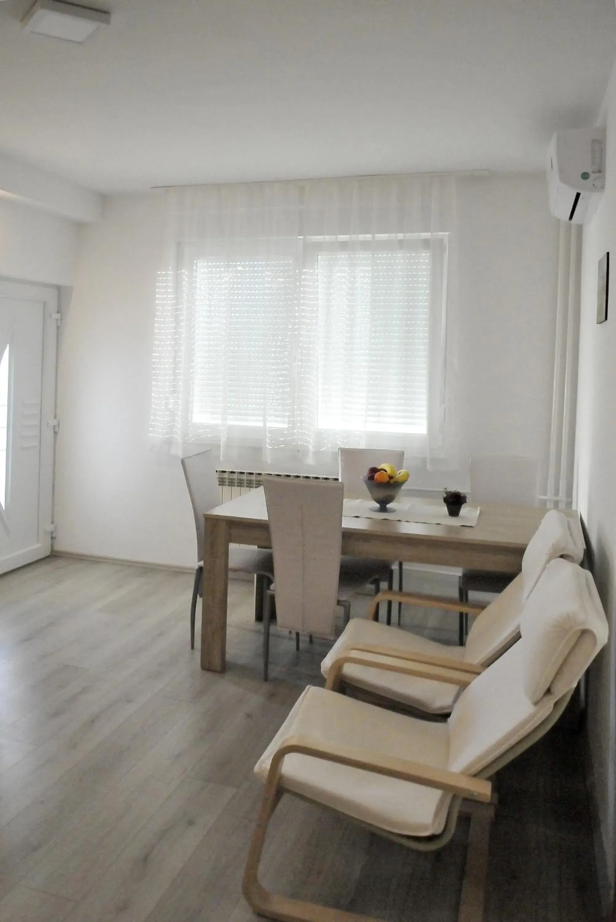 Two-Bedroom Apartment in Rooms LU&LA Two-Bedroom Apartment in Rooms LU&LA