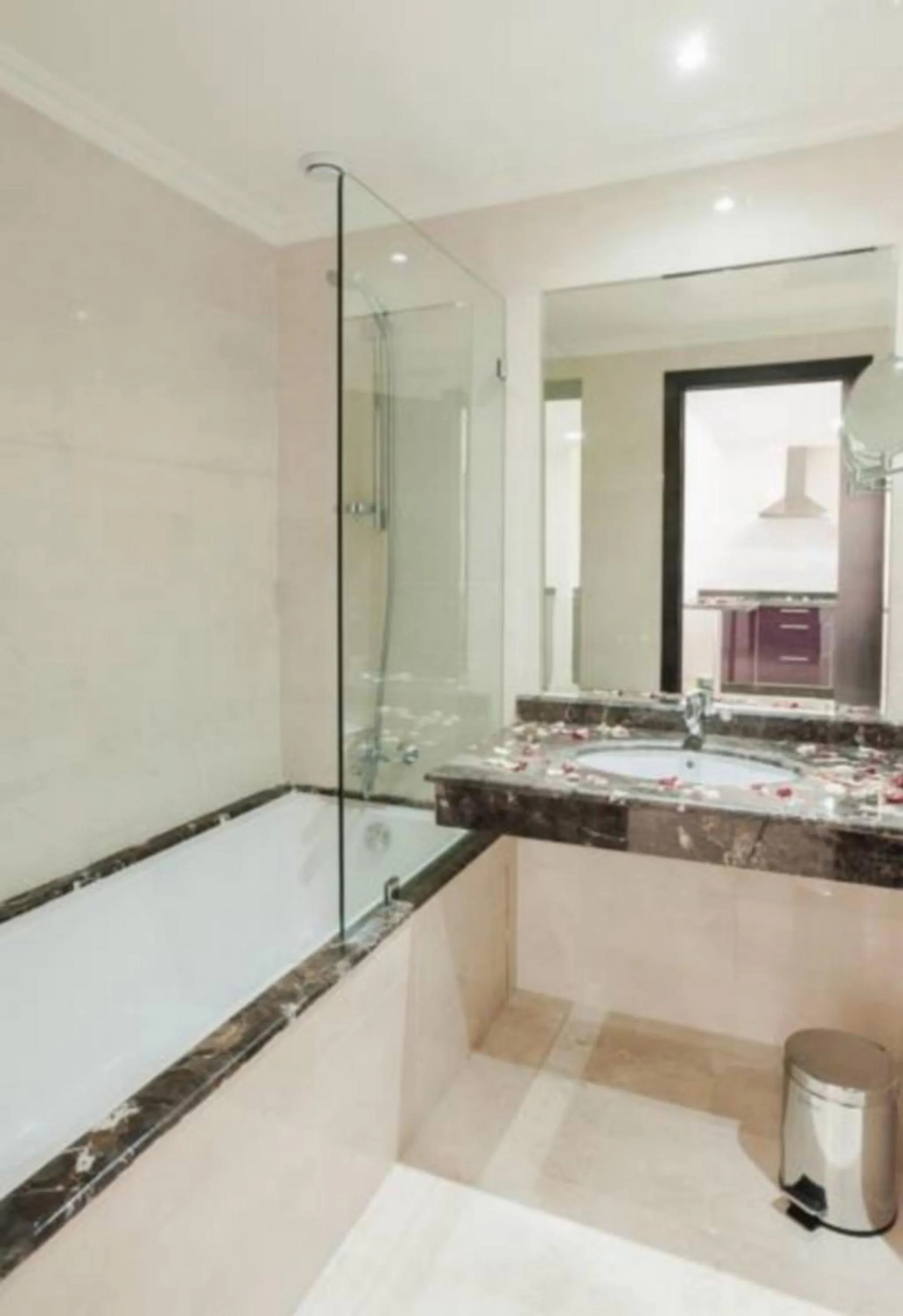 Shower in Palm Appart Hôtel Marrakech