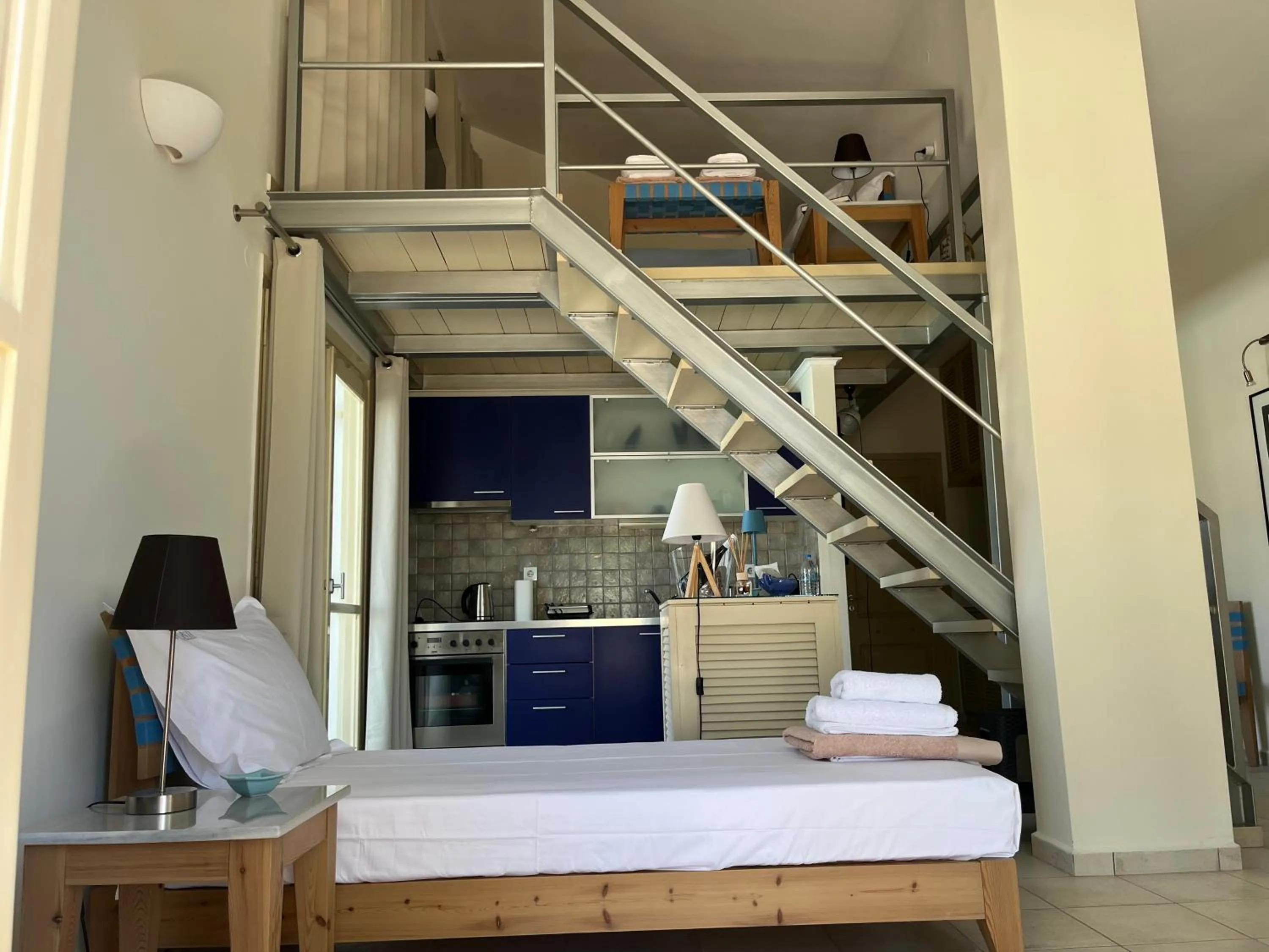 Aoni Suites