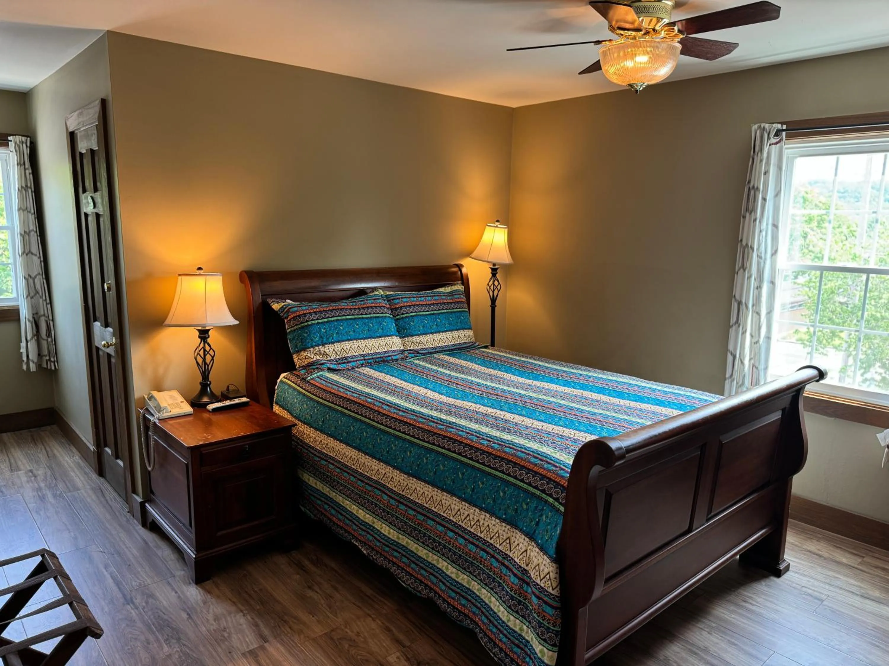 Bedroom, Bed in Artists Colony