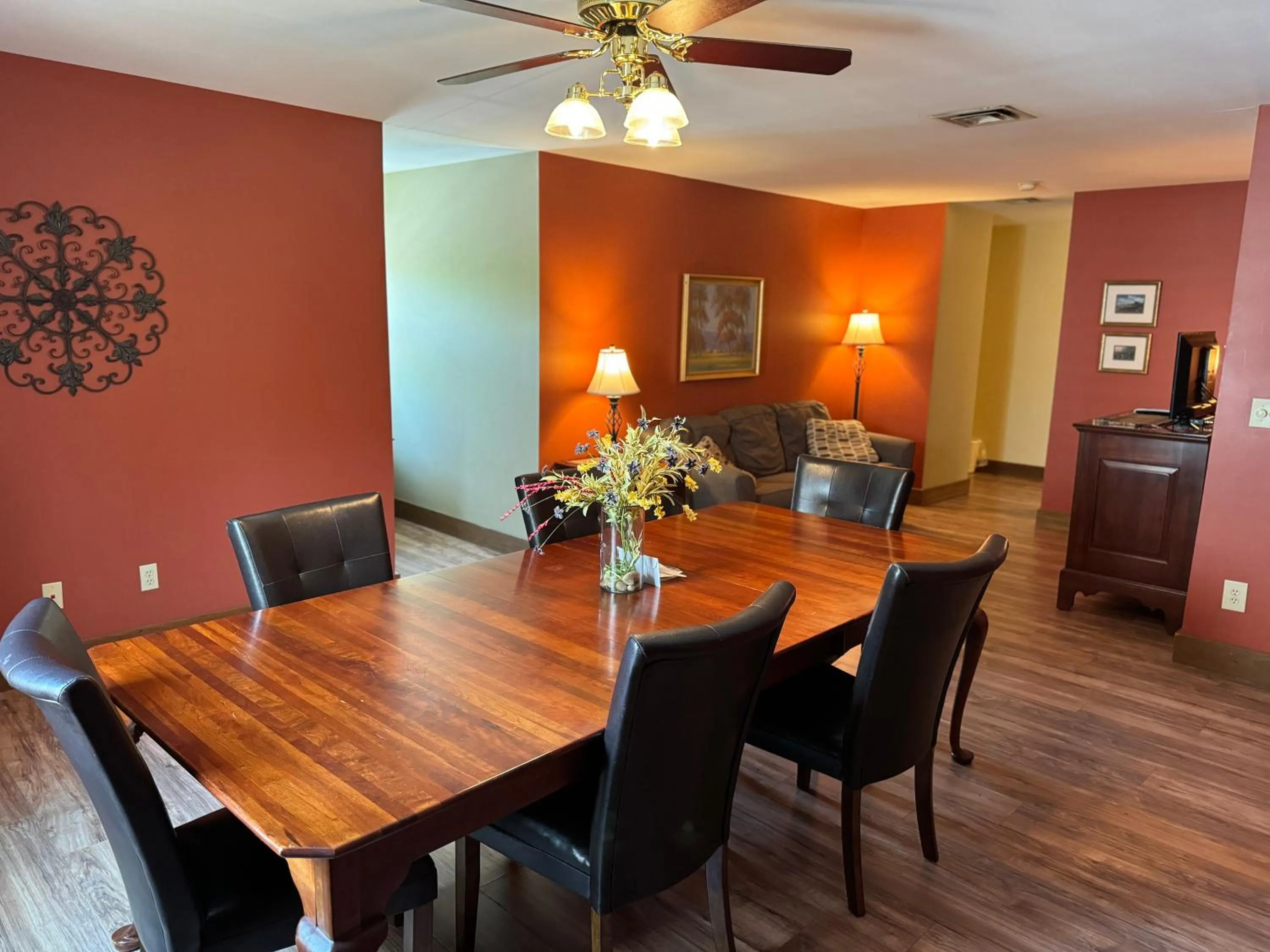 Dining area in Artists Colony