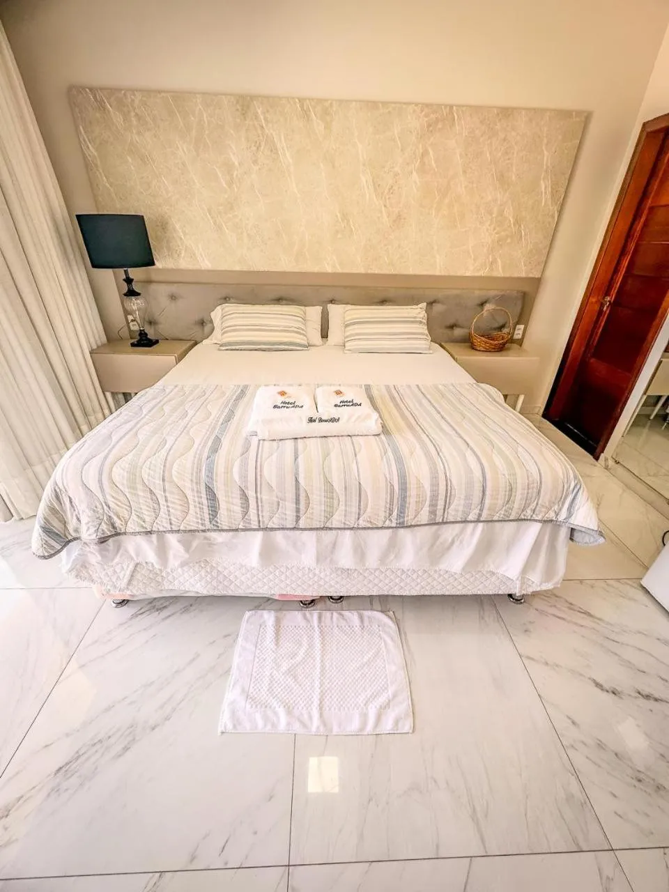 Deluxe Suite in Hotel Barruada