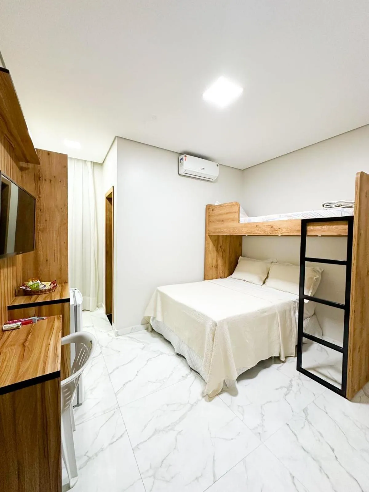 Hotel Barruada