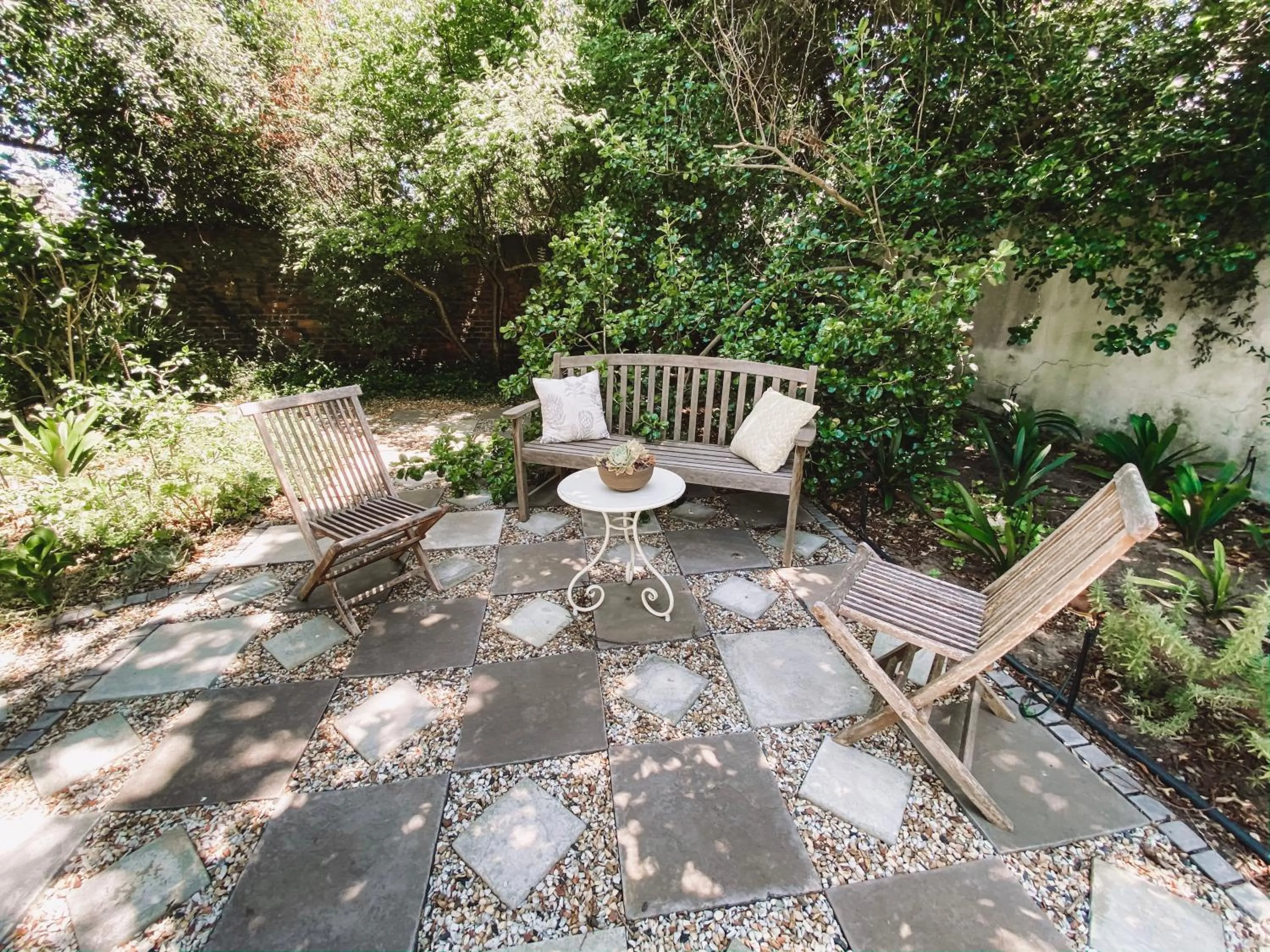 Jonquil Guest Cottage