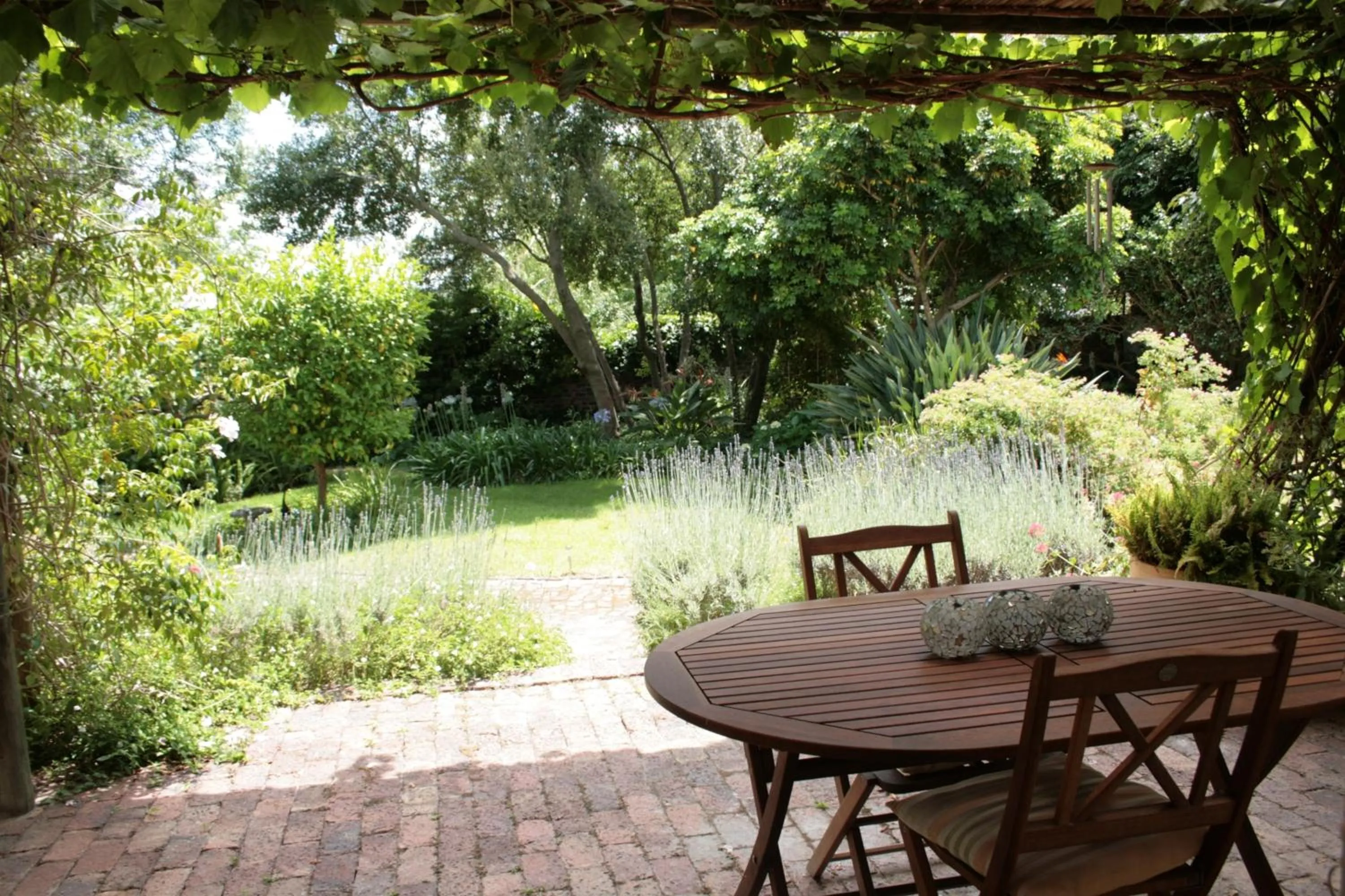 Jonquil Guest Cottage