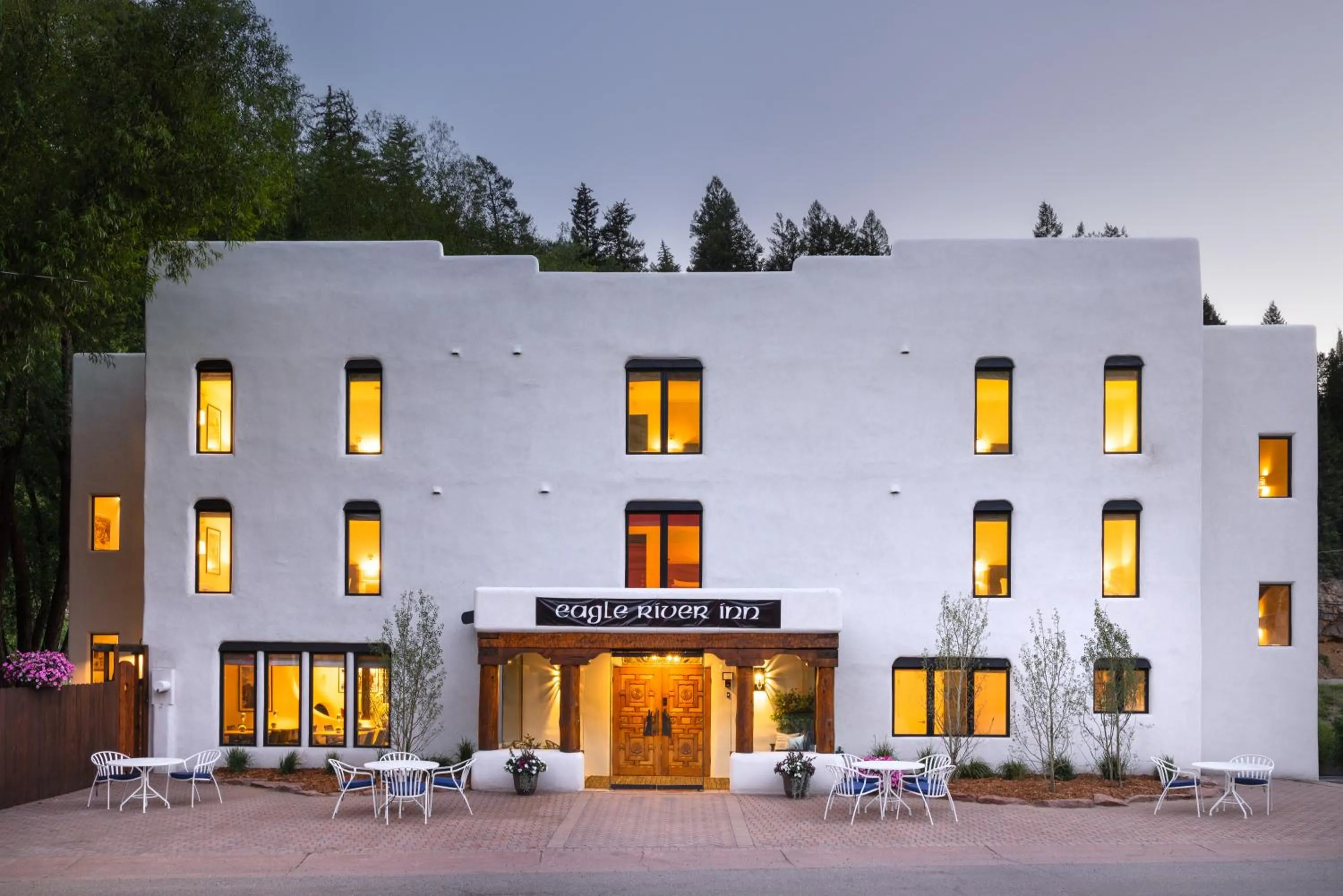 Eagle River Inn