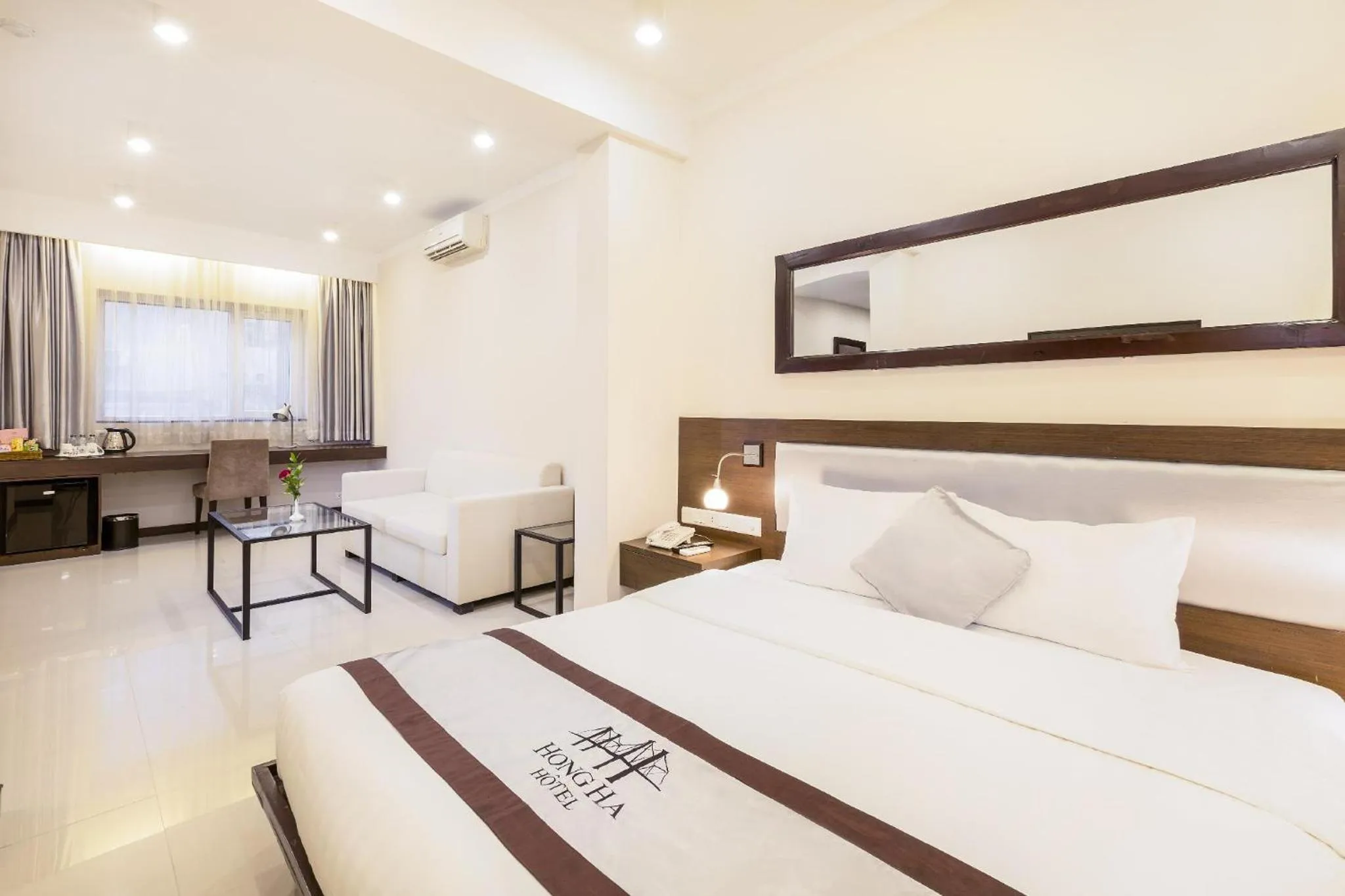 Bed in Hong Ha HOTEL