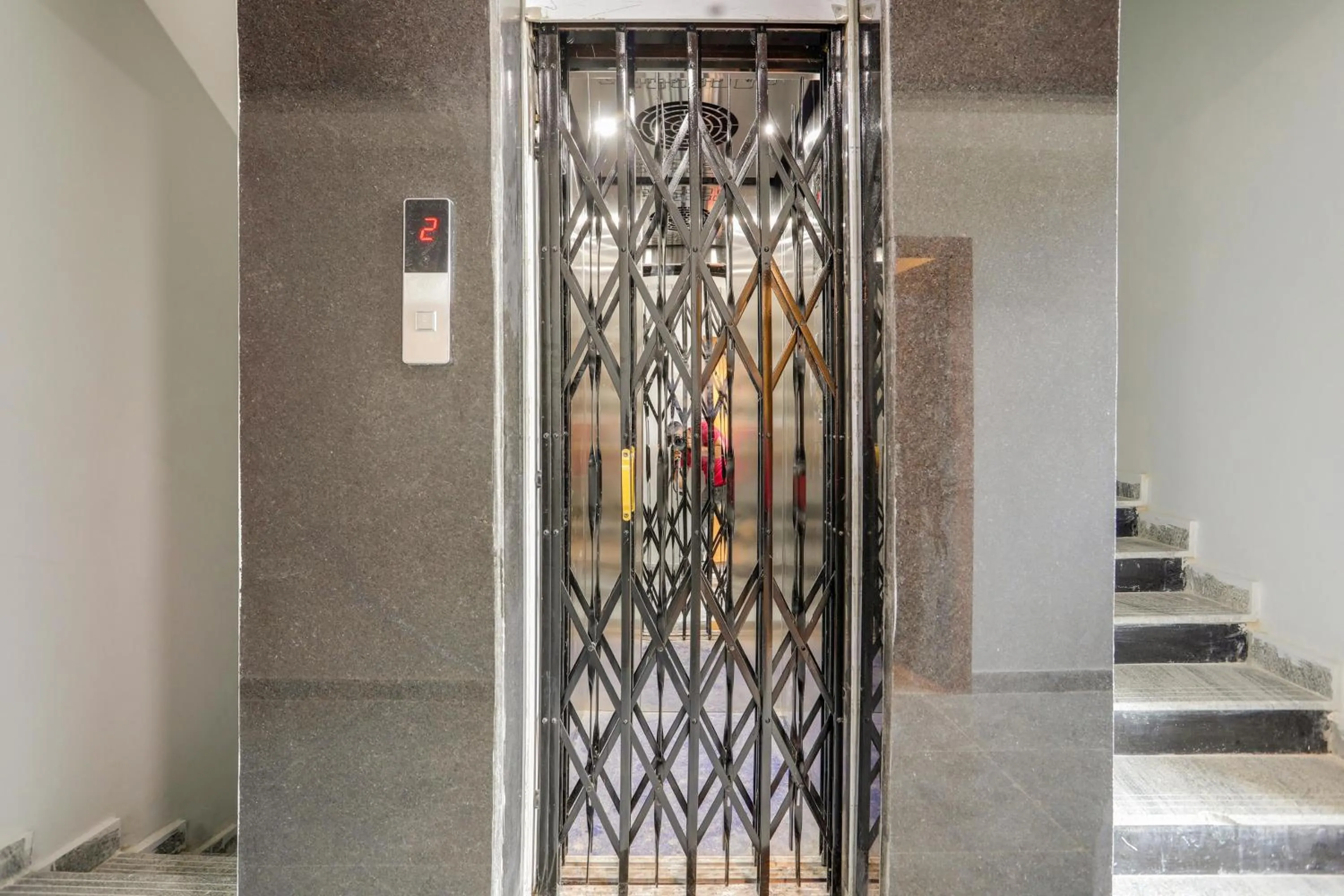 Lobby or reception in Super Collection O RBS ECIL