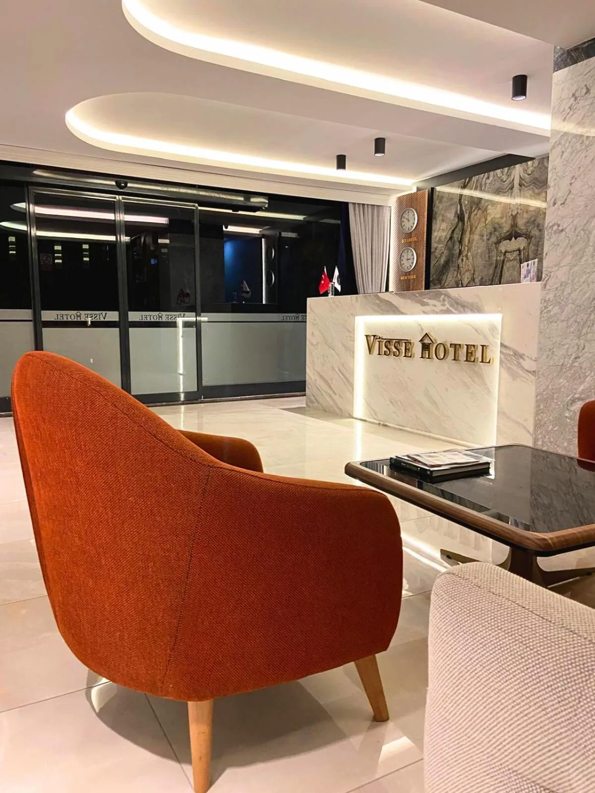Lobby or reception in Visse Hotel