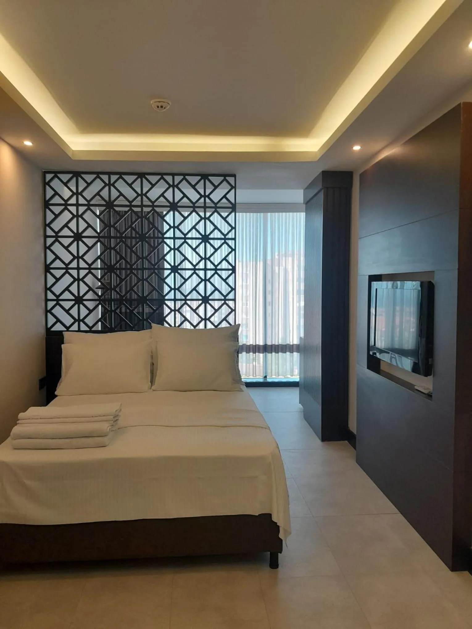 Photo of the whole room, Bed in Visse Hotel