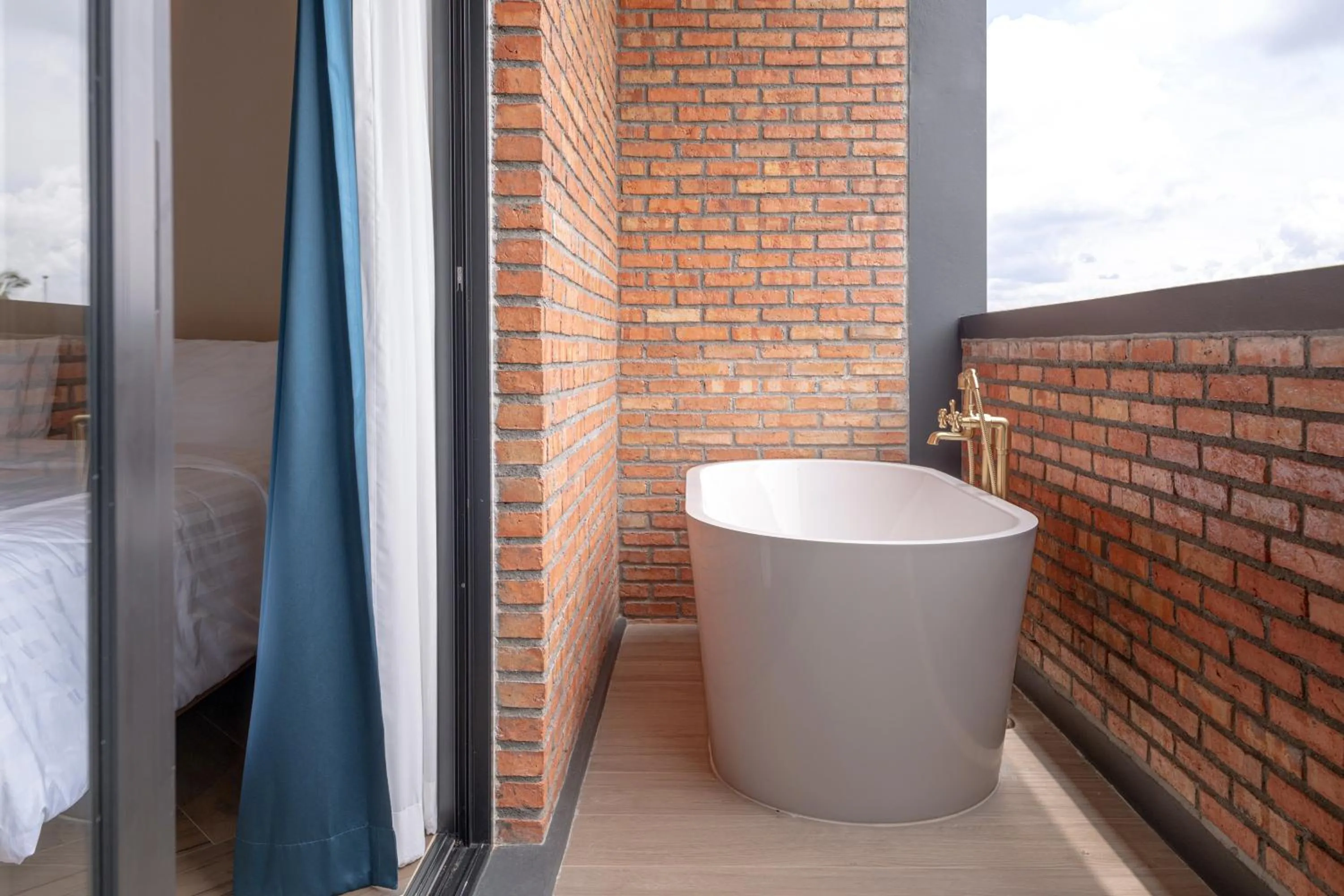 The Willoughby Maerim Hotel