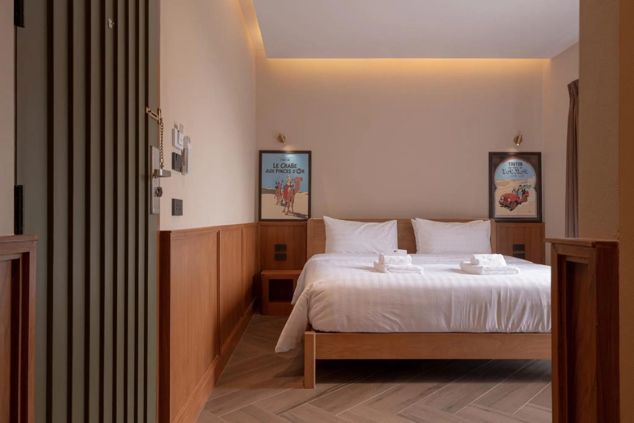 Bed in The Willoughby Maerim Hotel