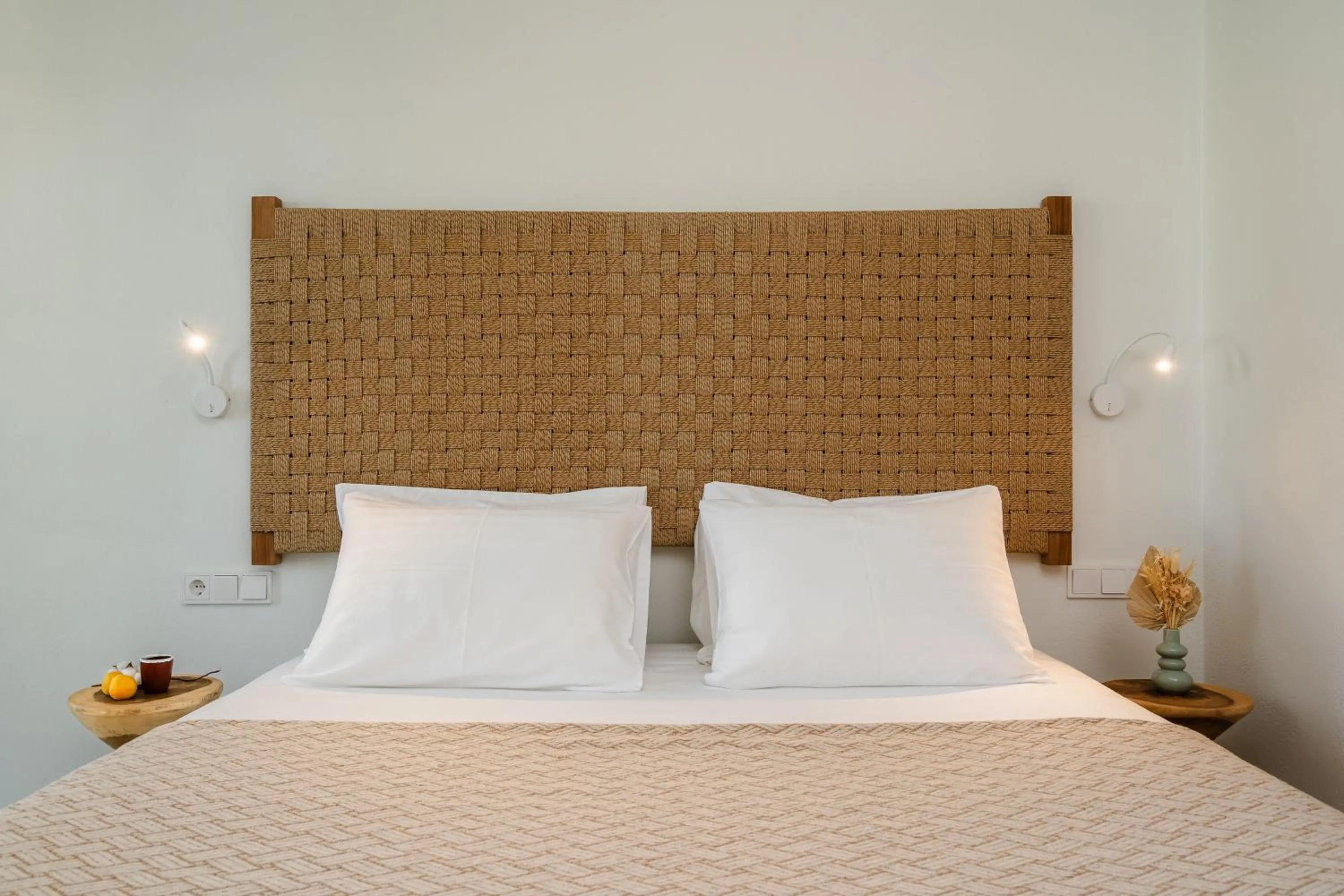 Bed in álas cycladic suites