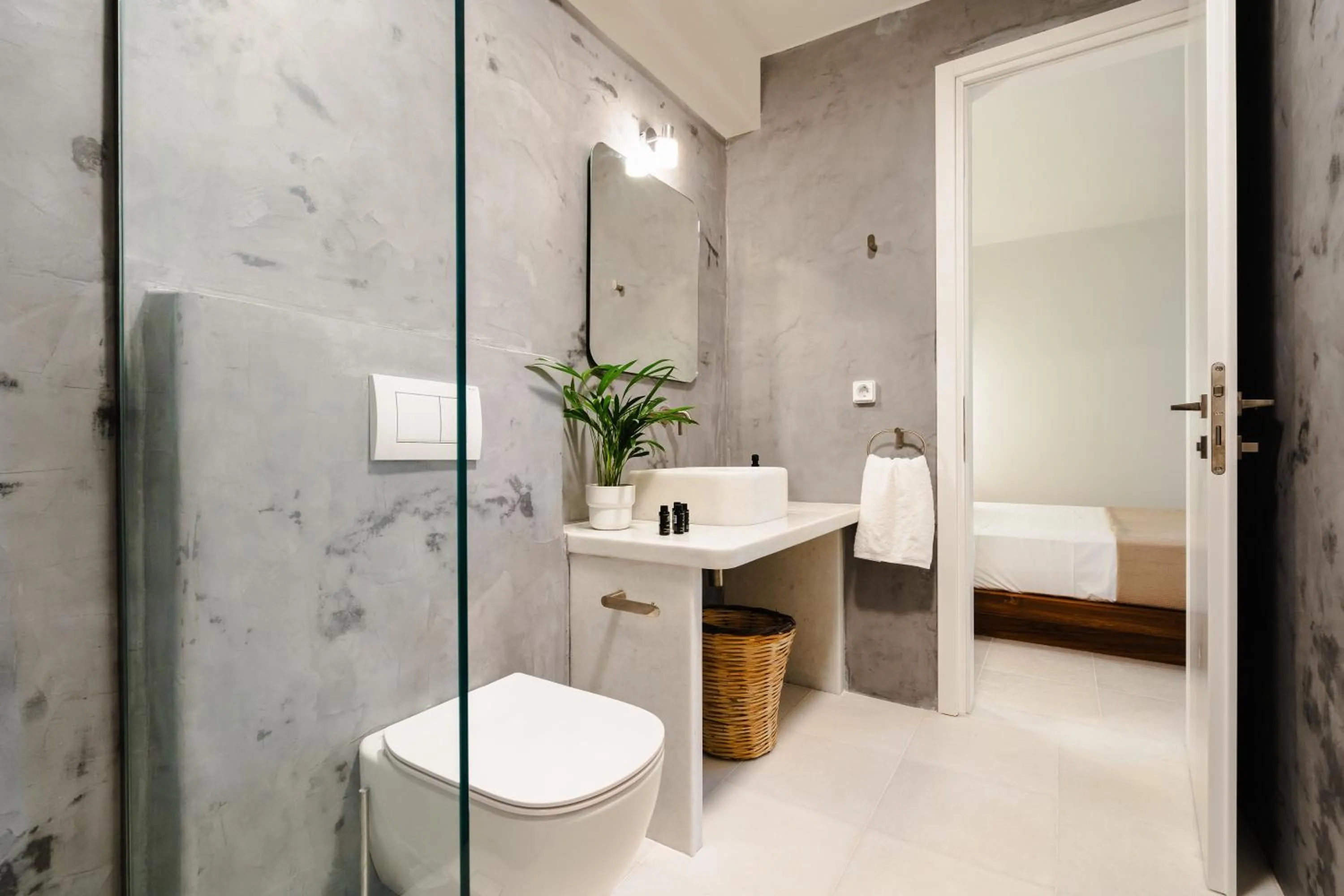 Bathroom in álas cycladic suites