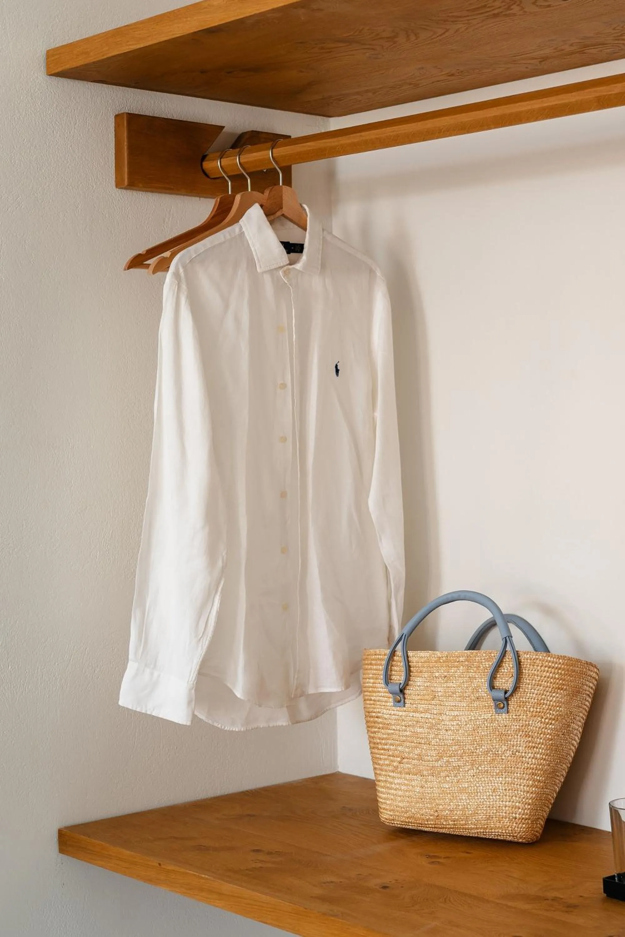 wardrobe in álas cycladic suites